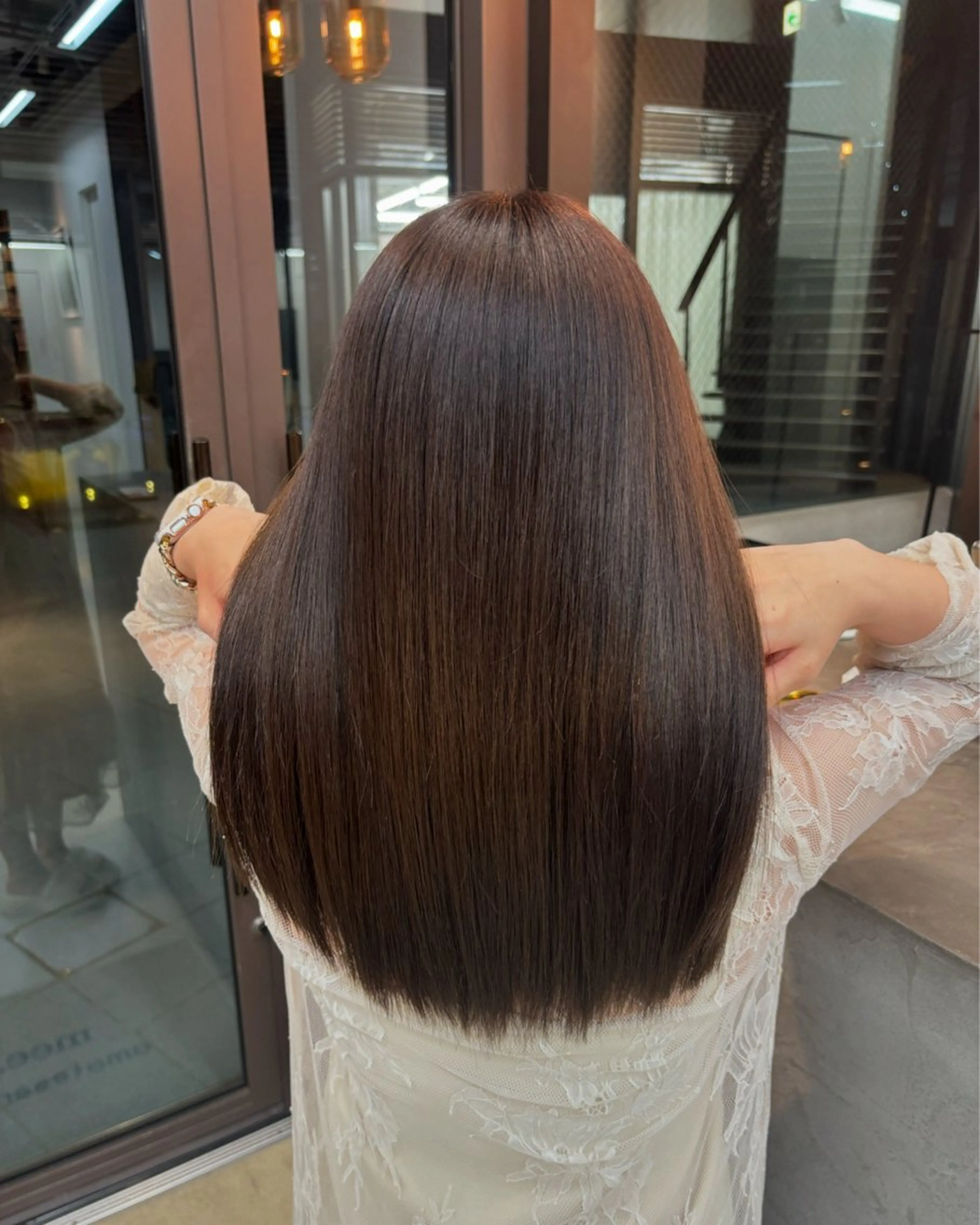 ロング トリートメント 艶髪ストレート/ 理美容師/ショウキのヘアスタイル