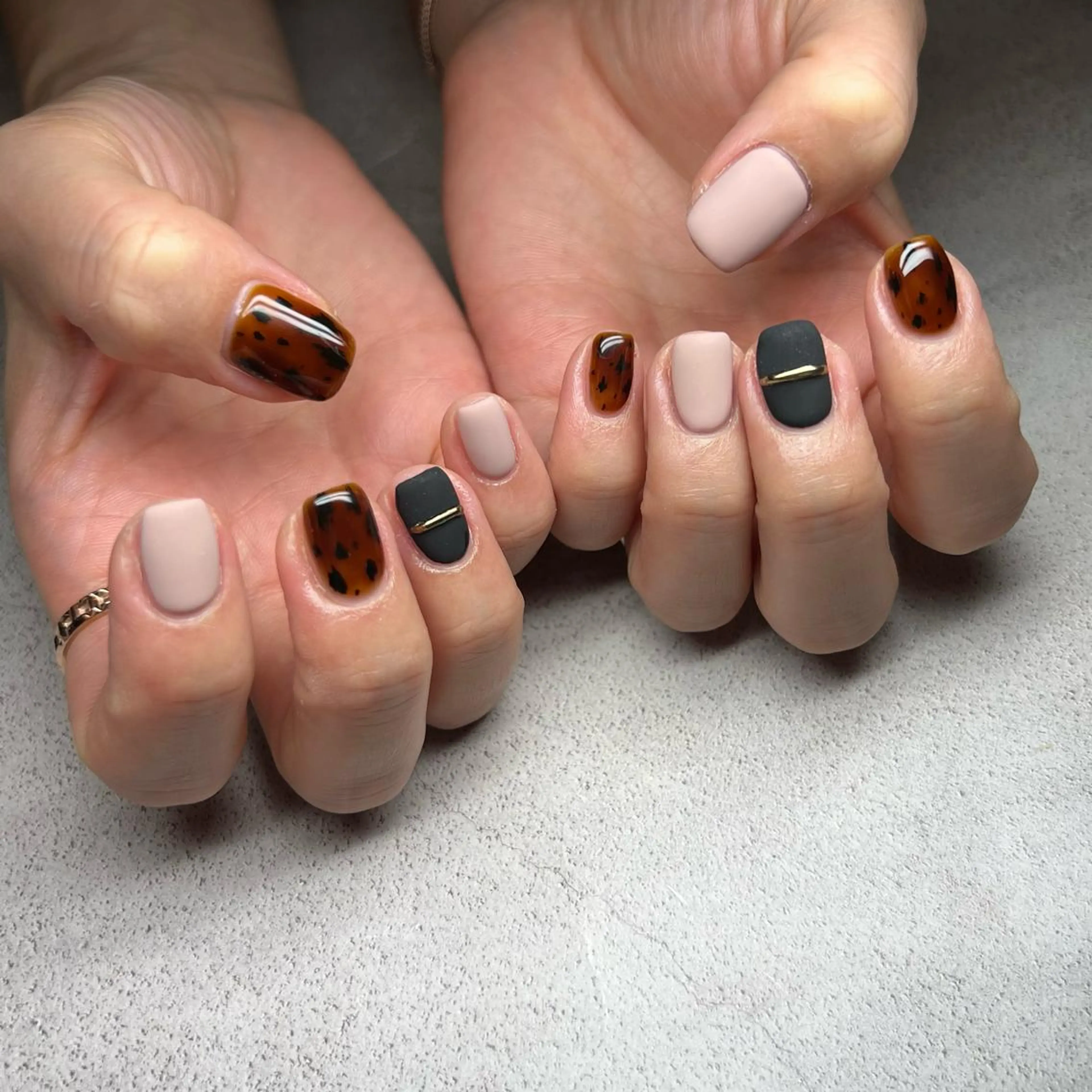 ネイル ハンドネイル 𝐫𝐚𝐢 𝐧𝐚𝐢𝐥のネイルデザイン