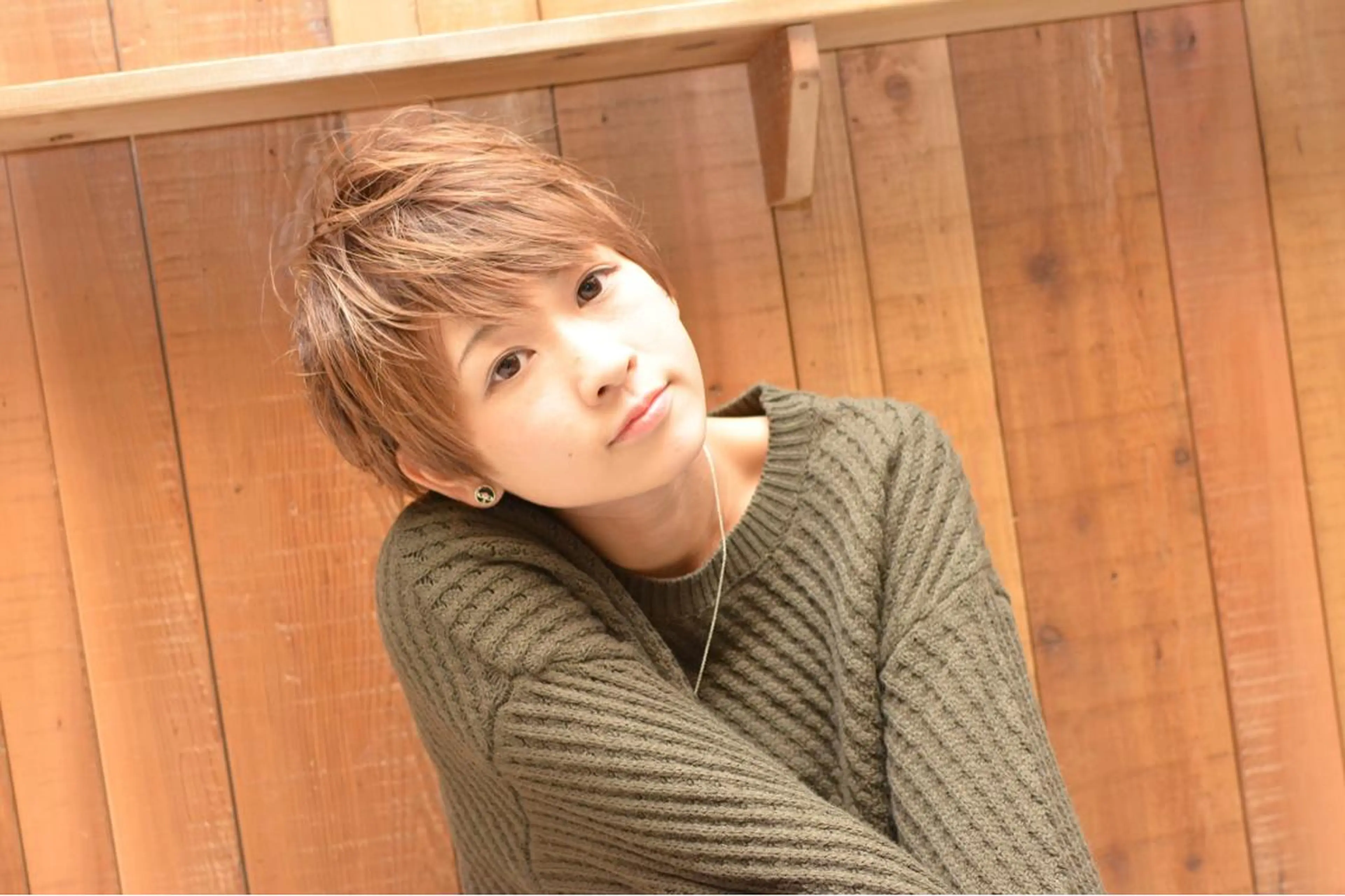 ショート ショート、ボブ シマダマサトのヘアスタイル