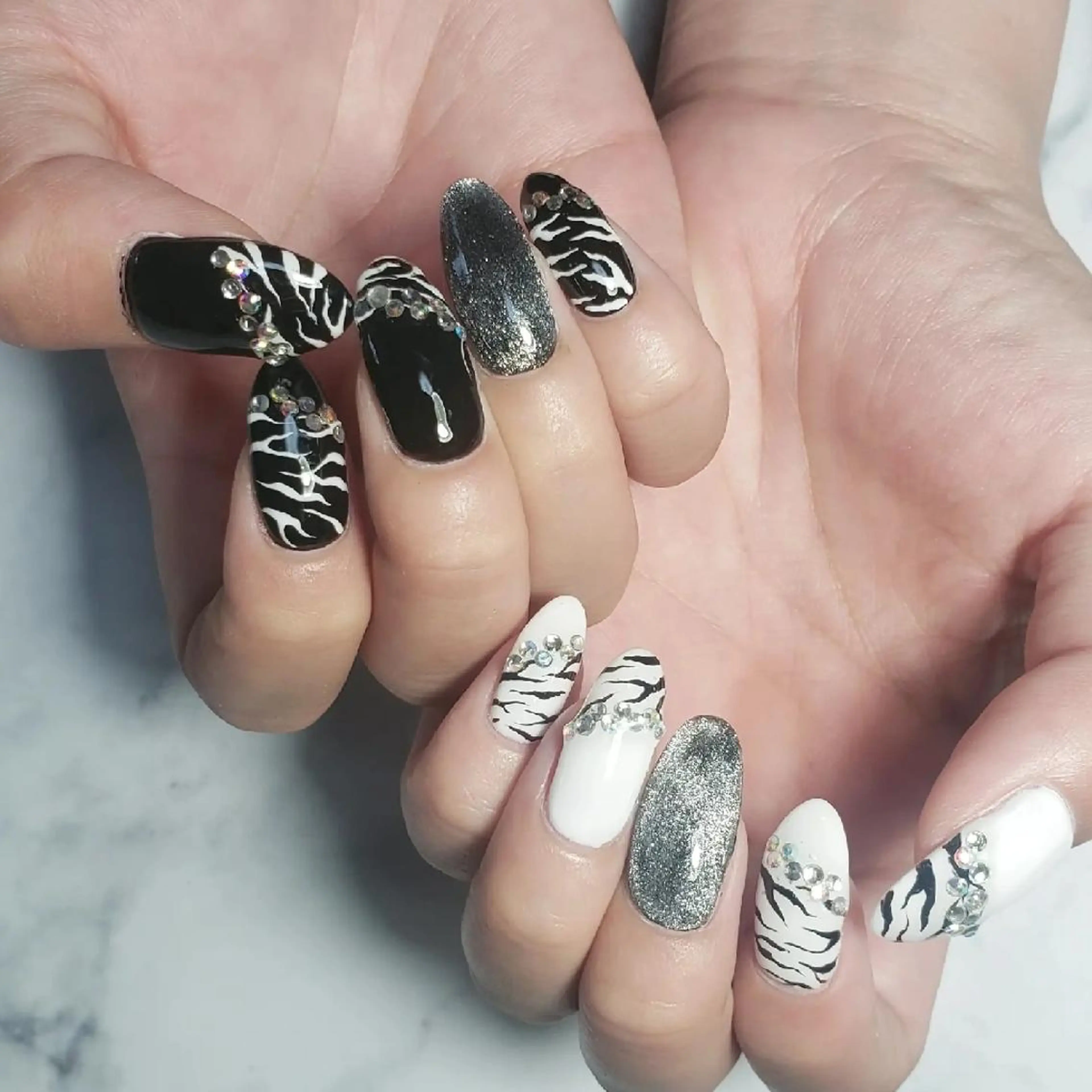 ネイル ビジュード ネイルのネイルデザイン