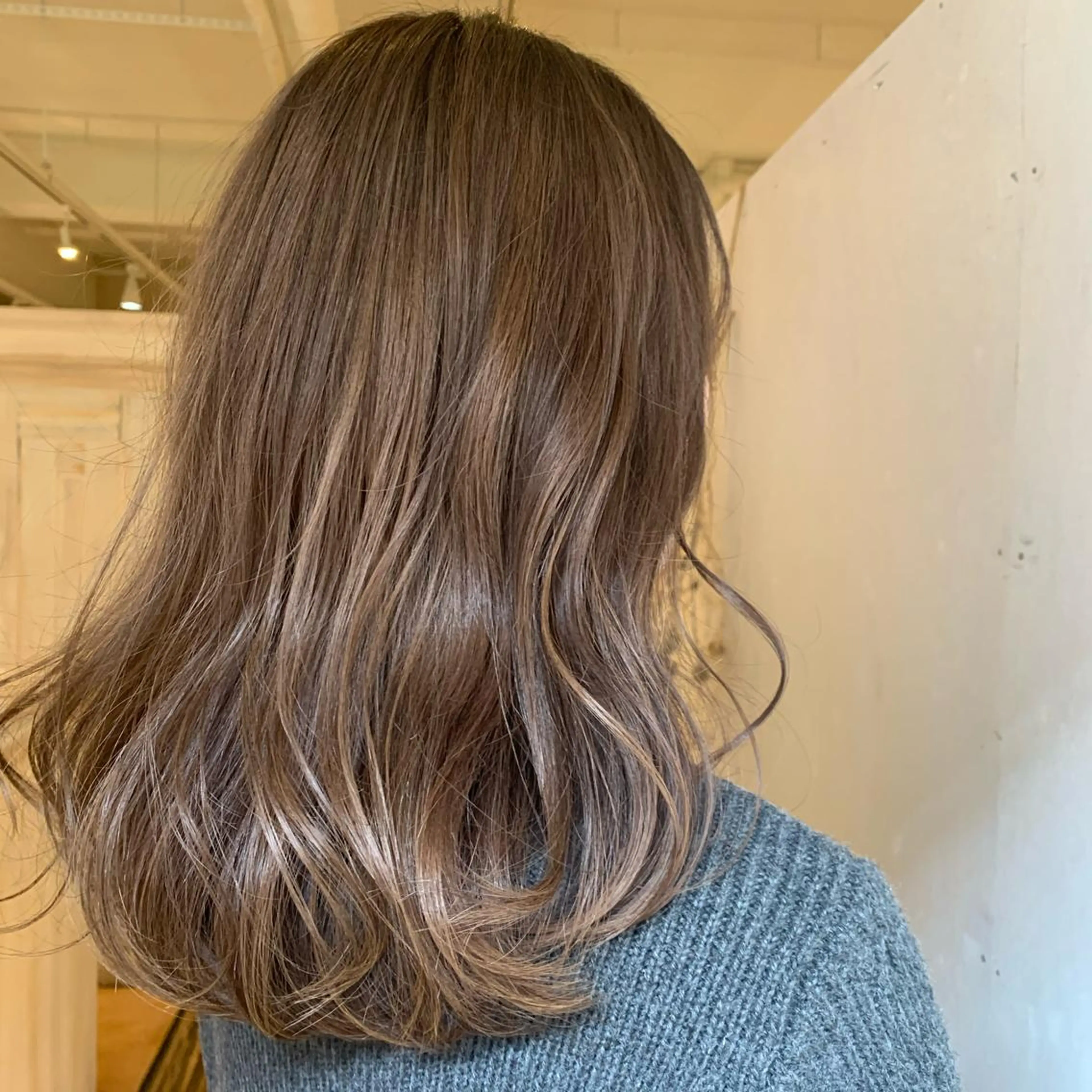 カラー 龍 門のヘアスタイル