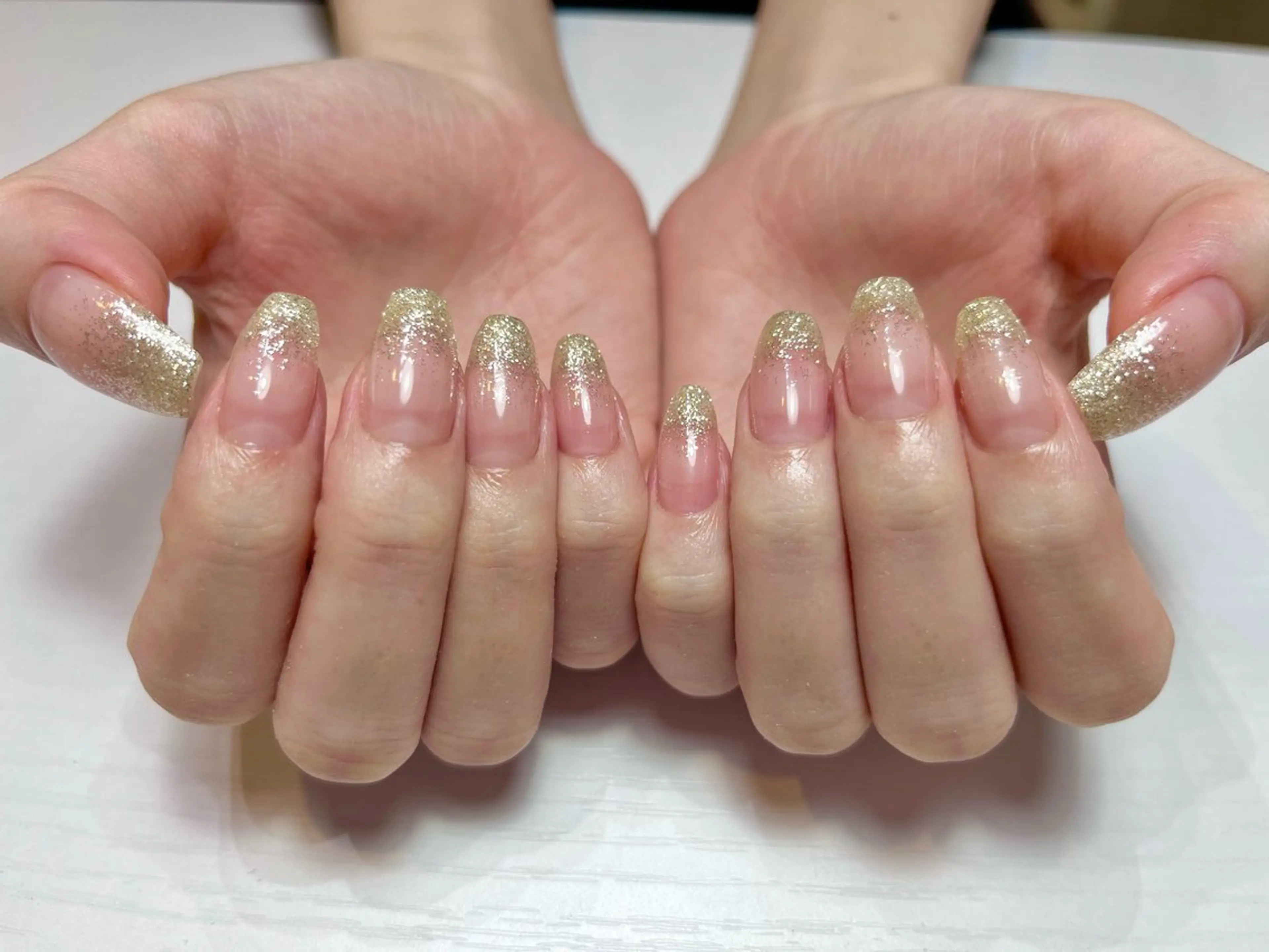 初回オフ無料💫ラメグラデーション💫※持ち込みアートは対象外です※根元クリアのみの写真