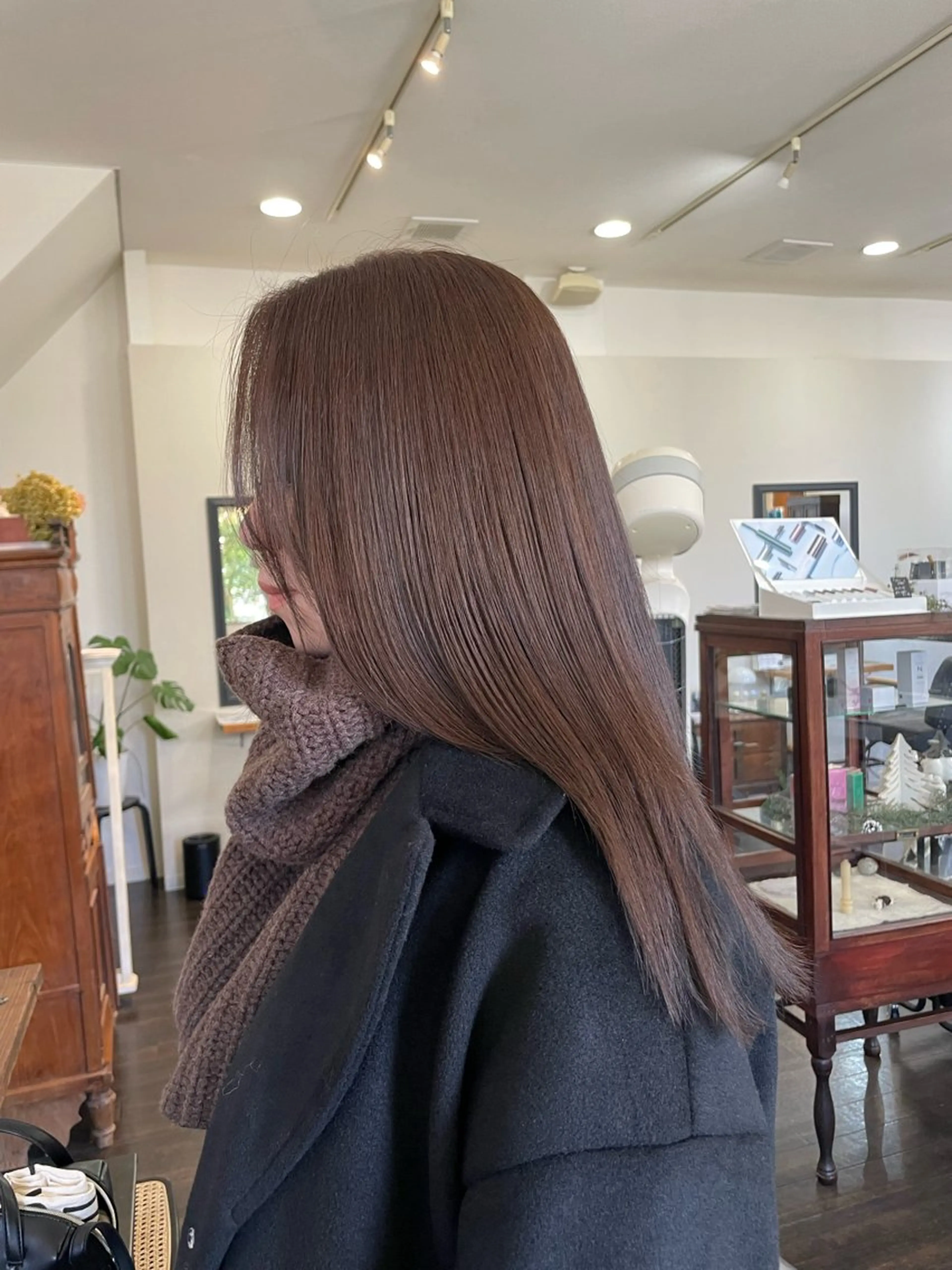 ロング カット トリートメント hair bulb所属・三國 栞音のヘアスタイル