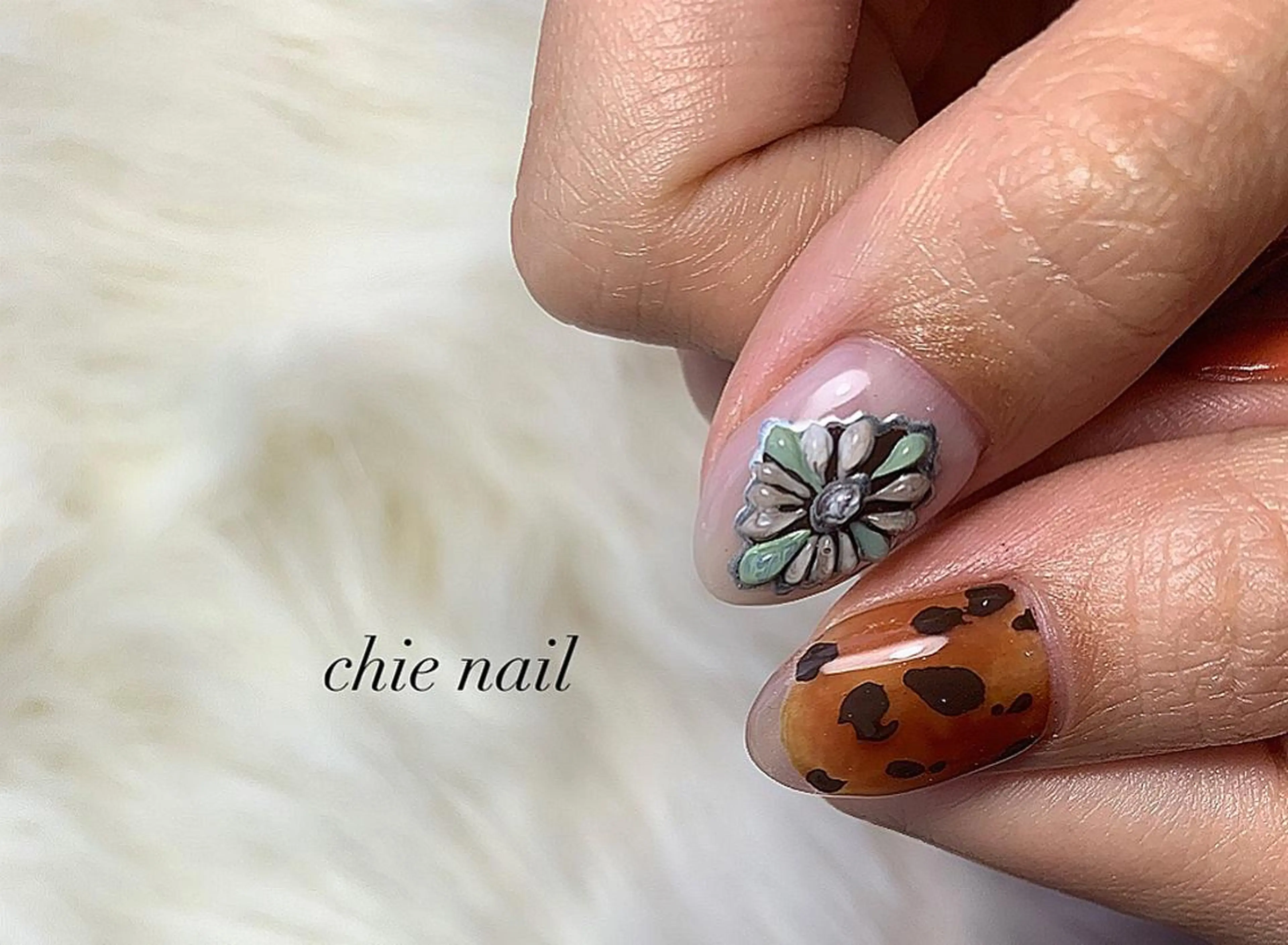 ネイル ブラウン クリアネイル フレンチネイル グリーン ぷっくりネイル 森ノ宮❤︎ chieのネイルデザイン