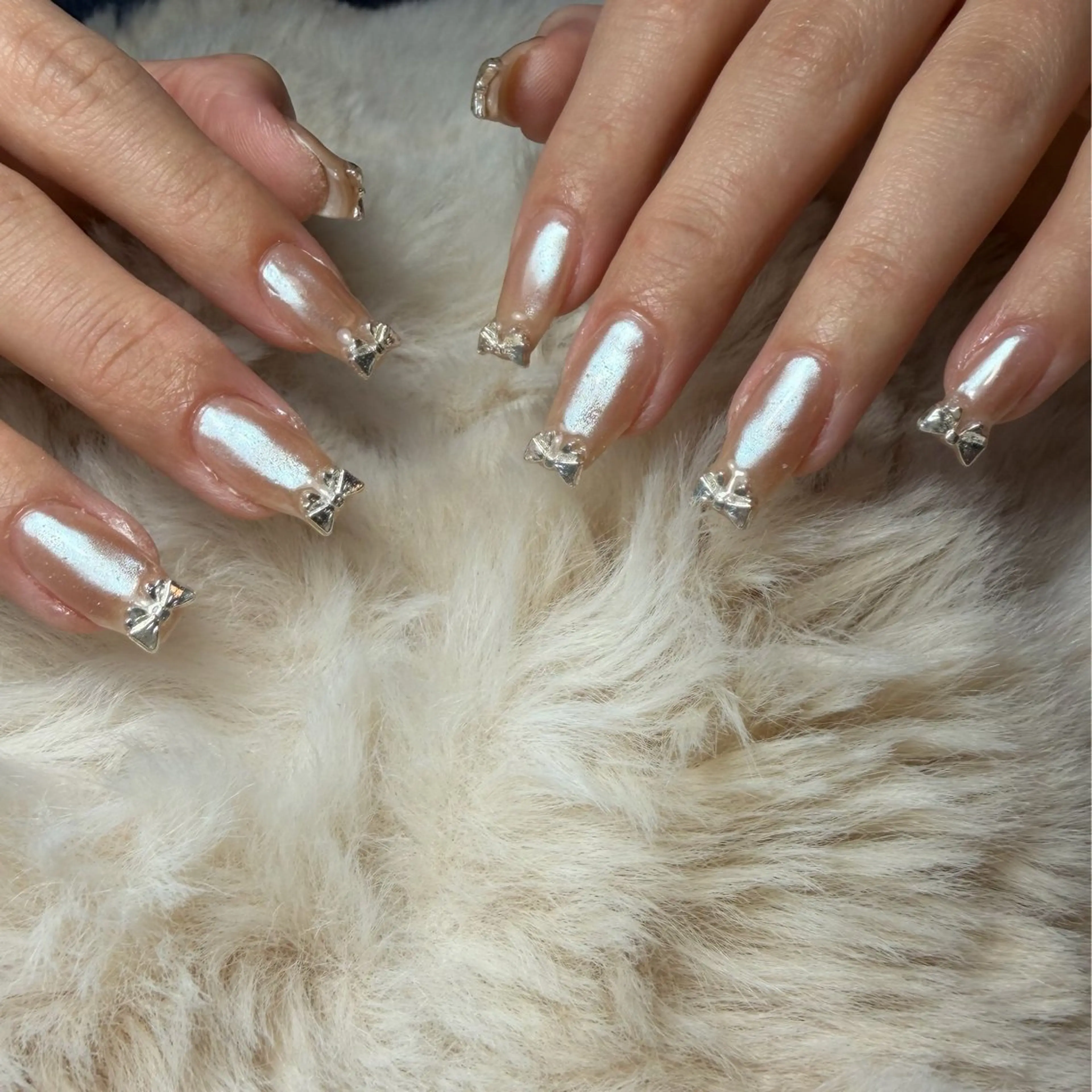 ネイル アートネイル オーロラネイル ジェルネイル ミラーネイル 持ち込み Nail mood /アートし放題のネイルデザイン