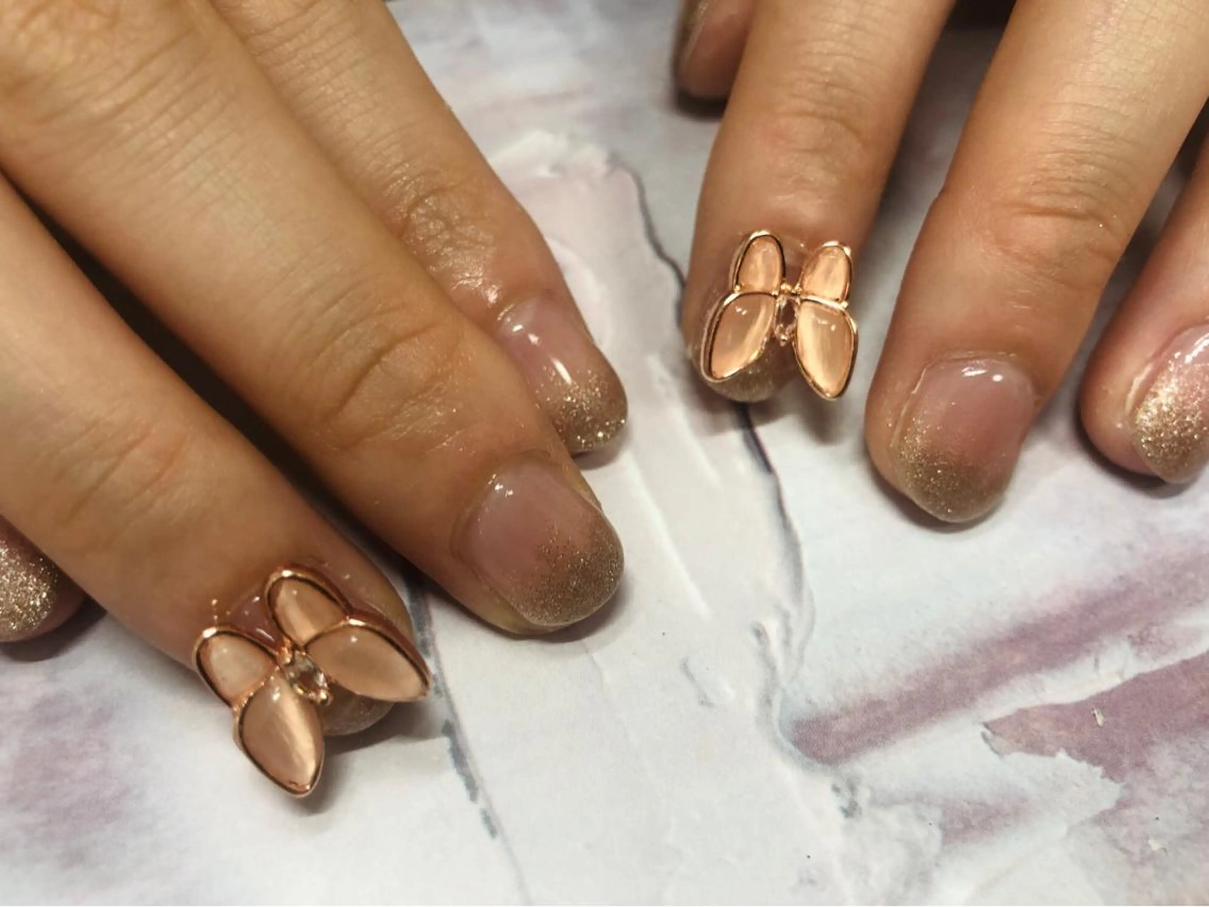 ネイル ラメ(グリッター) ラメグラデーション Mogu nail 二子玉川のネイルデザイン