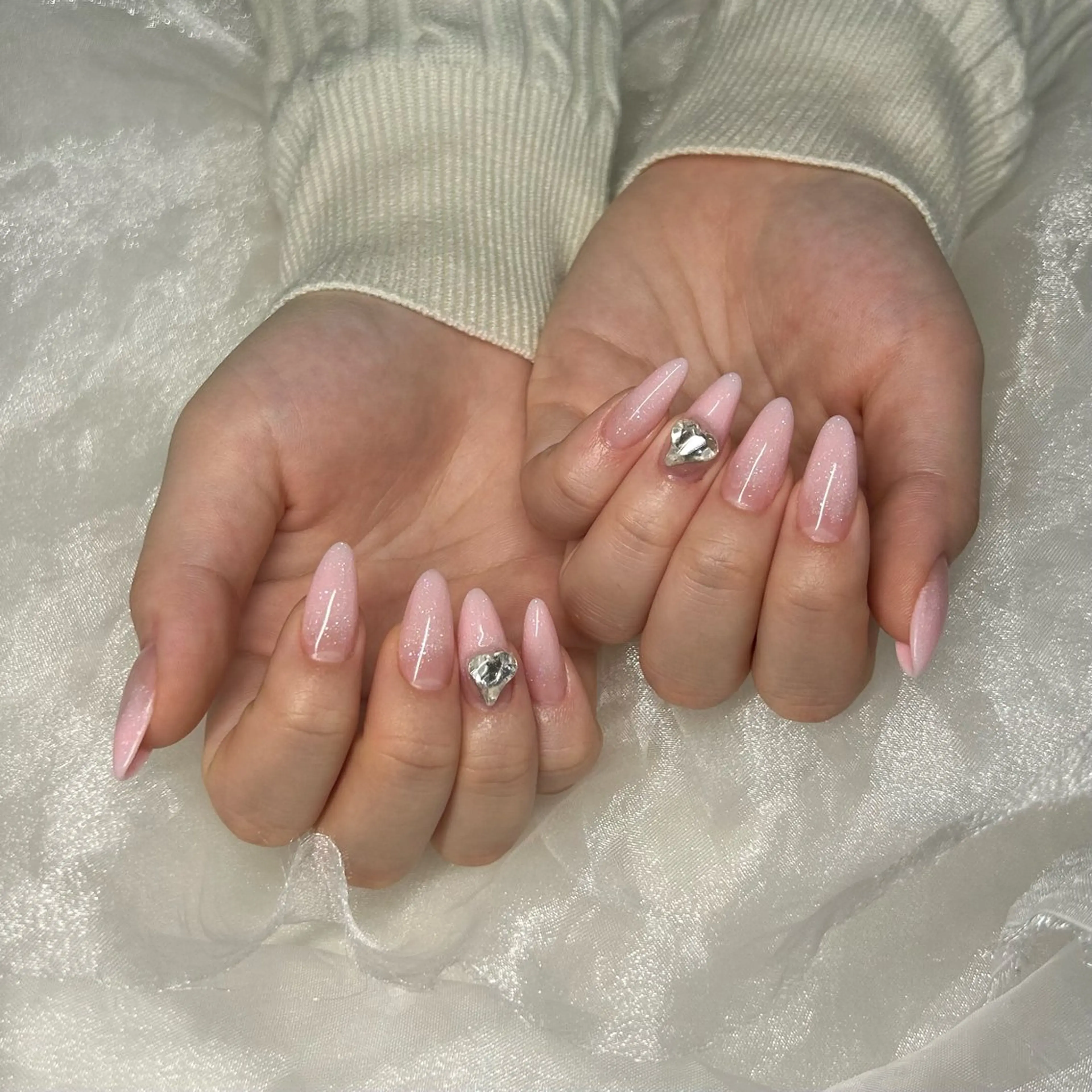 ショート ショートヘア ハンドネイル CRGNAIL RENAのネイルデザイン