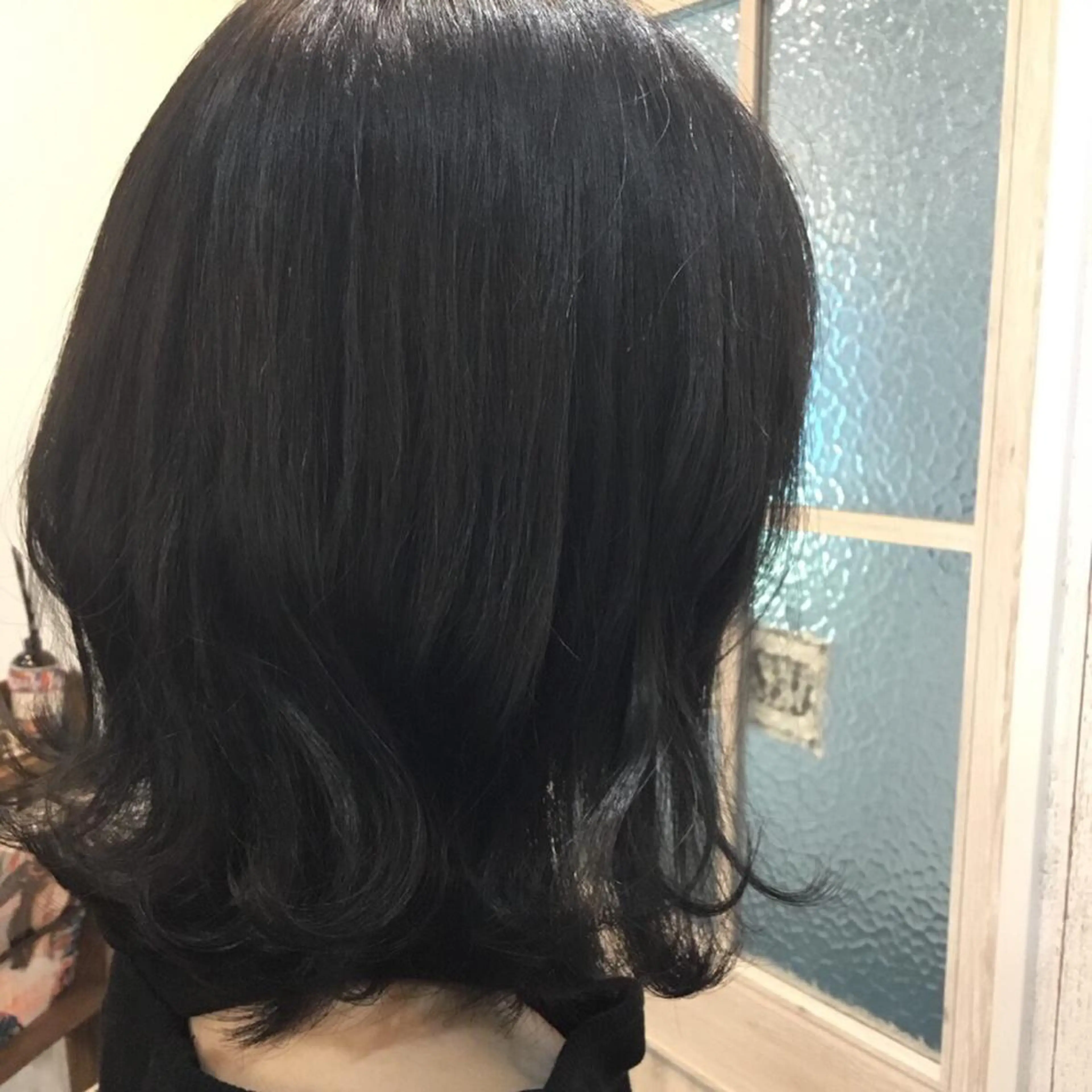 ミディアム カラー embrace エンブレイスのヘアスタイル