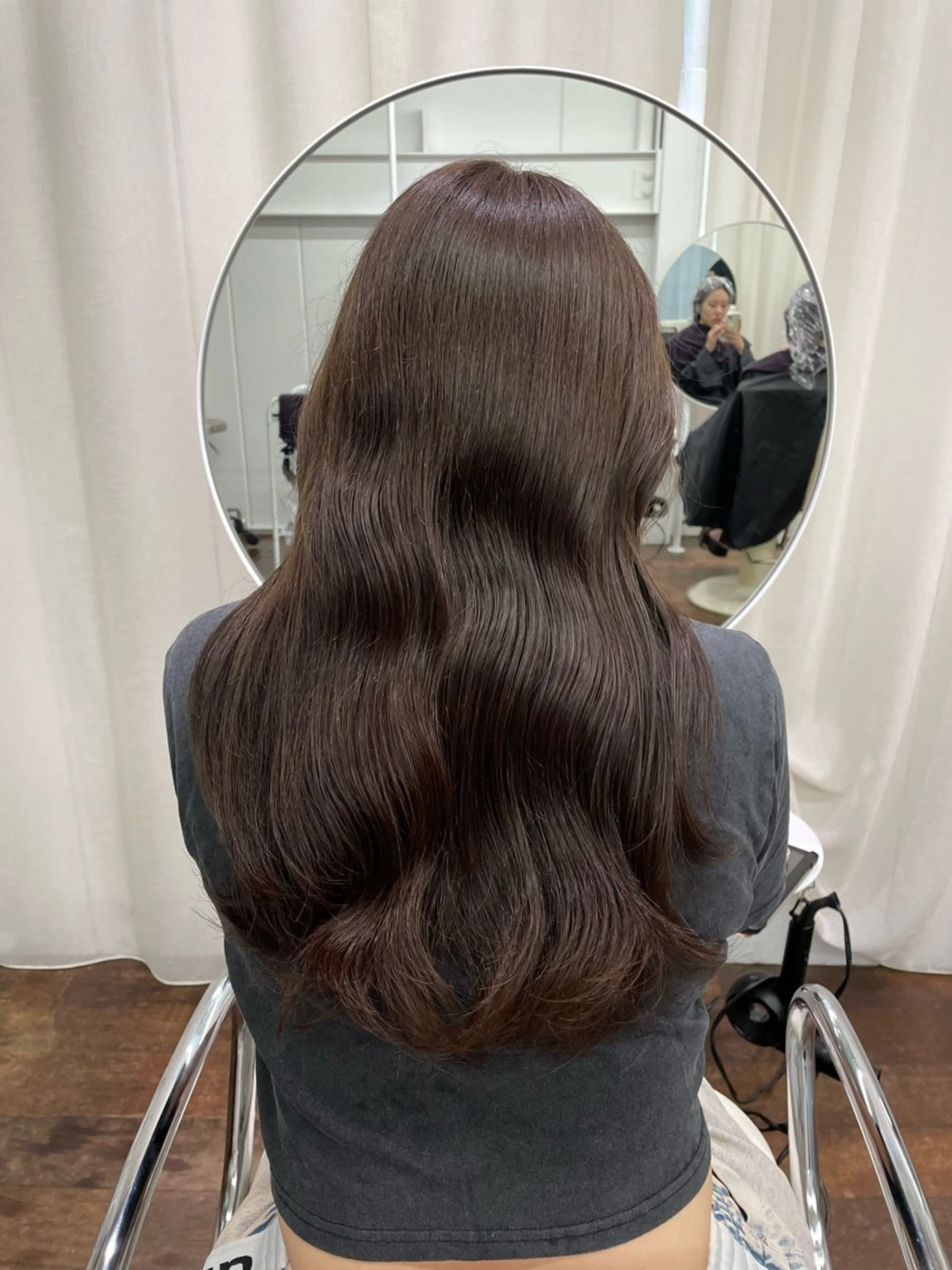 ロング カラー 透明感カラー オリーブグレー カット ヘアカラー トリートメント レイヤーカット🎀 kanaのヘアスタイル