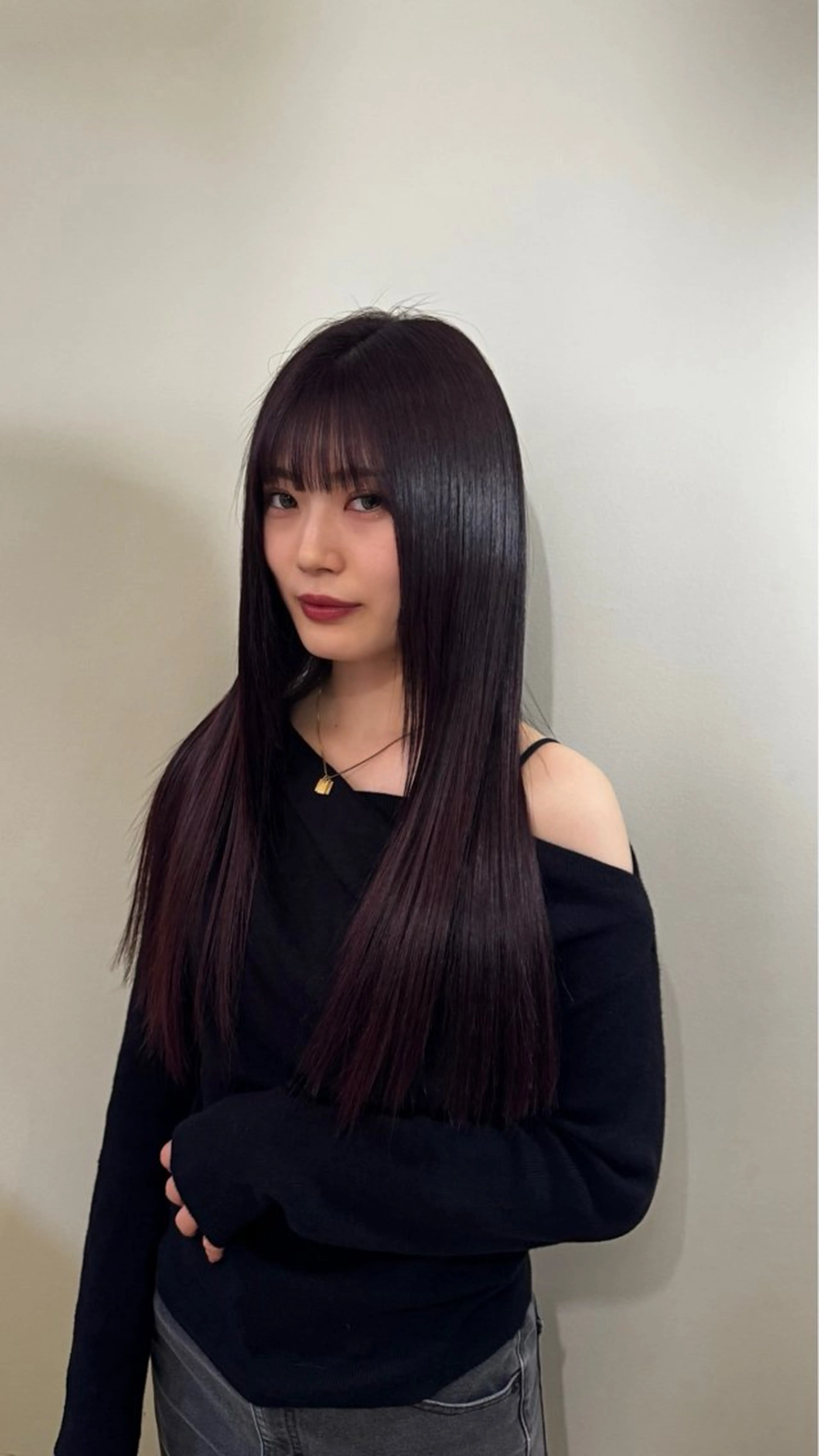 カラー ヘアカラー トリートメント ピエドプール NINAのヘアスタイル