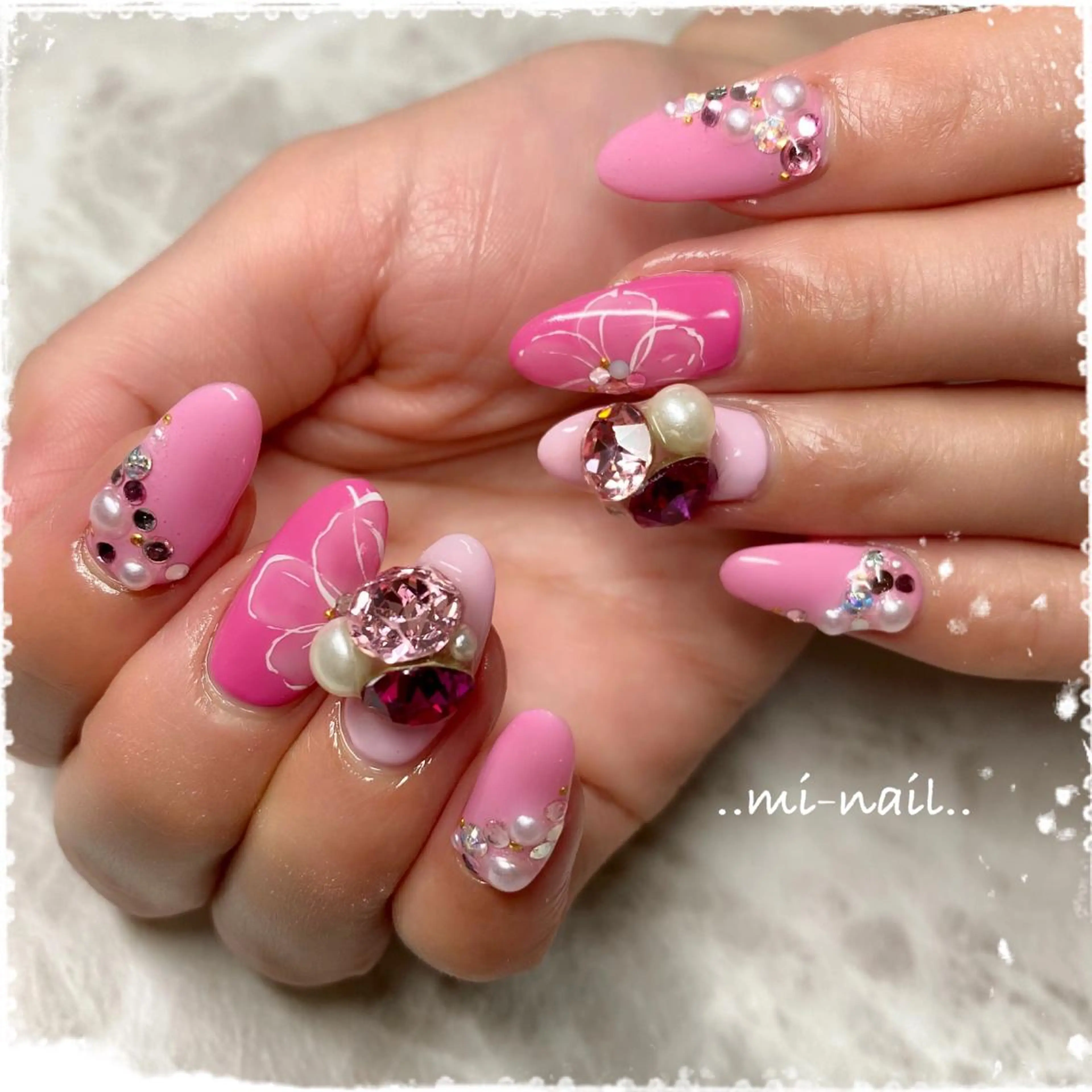 ネイル ..mi_nail..所属・..mi-nail ..のネイルデザイン
