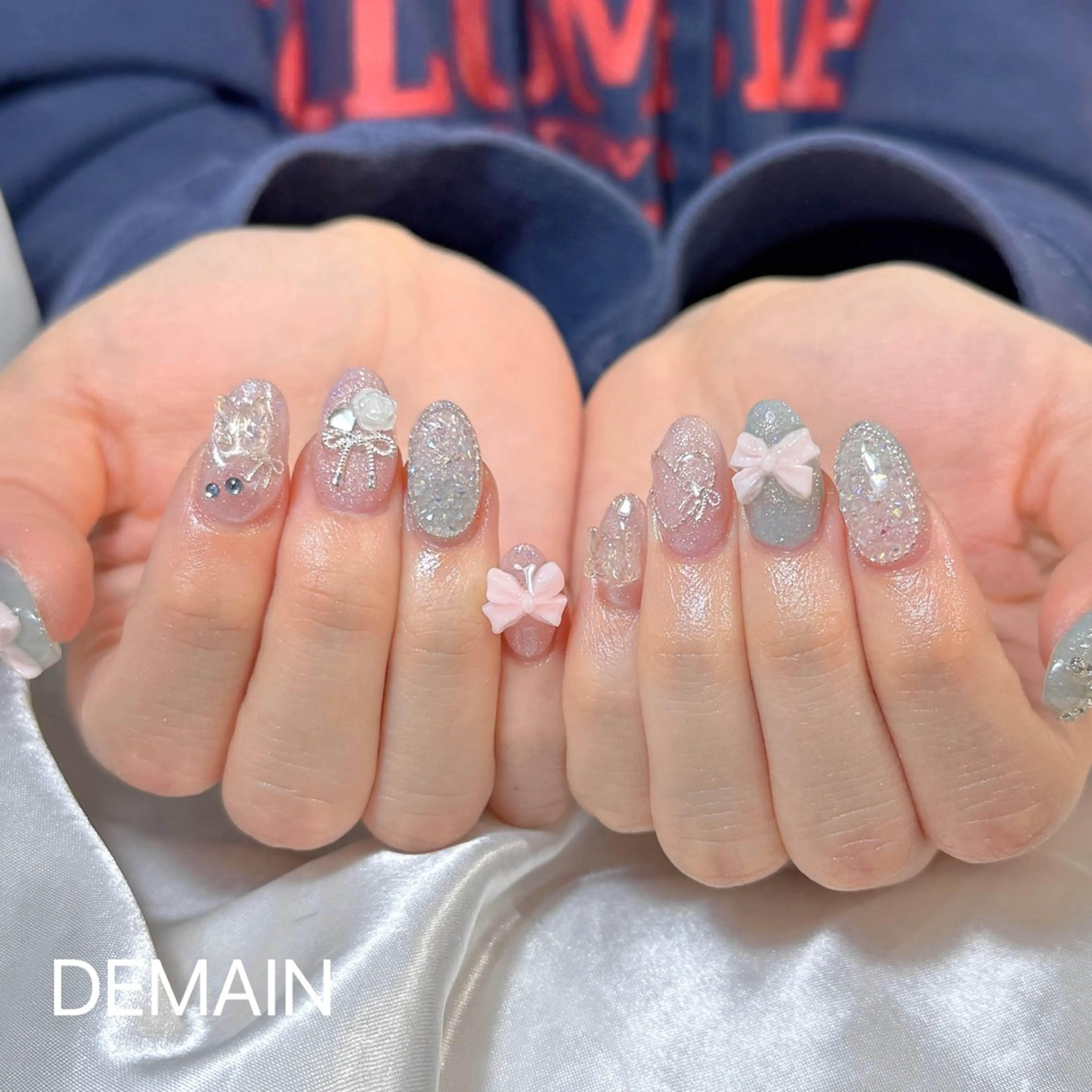 ネイル アートネイル オーロラネイル ガーリー キラキラネイル 韓国ネイル DEMAIN- 🌸のネイルデザイン