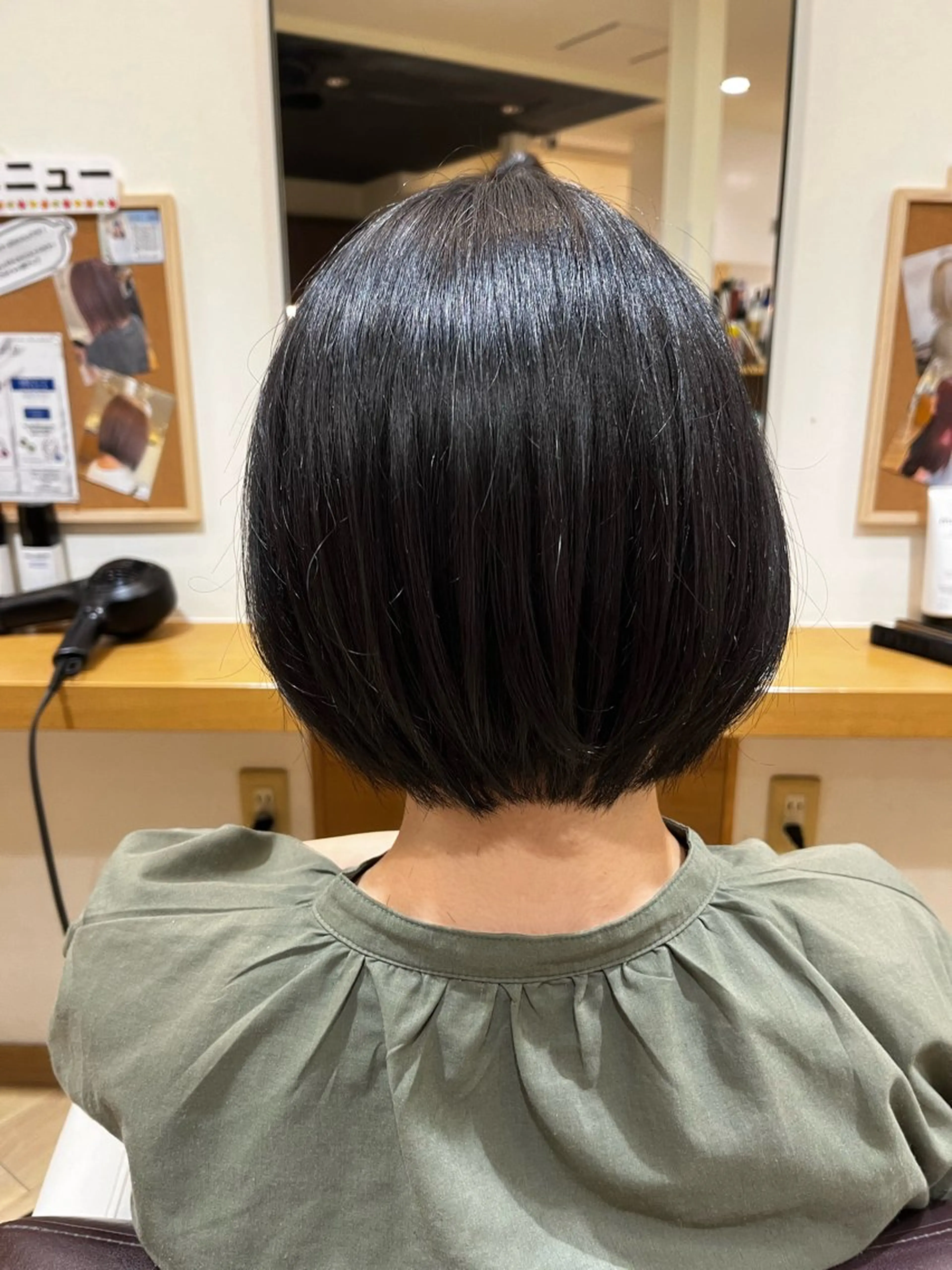 ショート ショートボブ ボブ ショートヘア 斎藤 愛菜のヘアスタイル