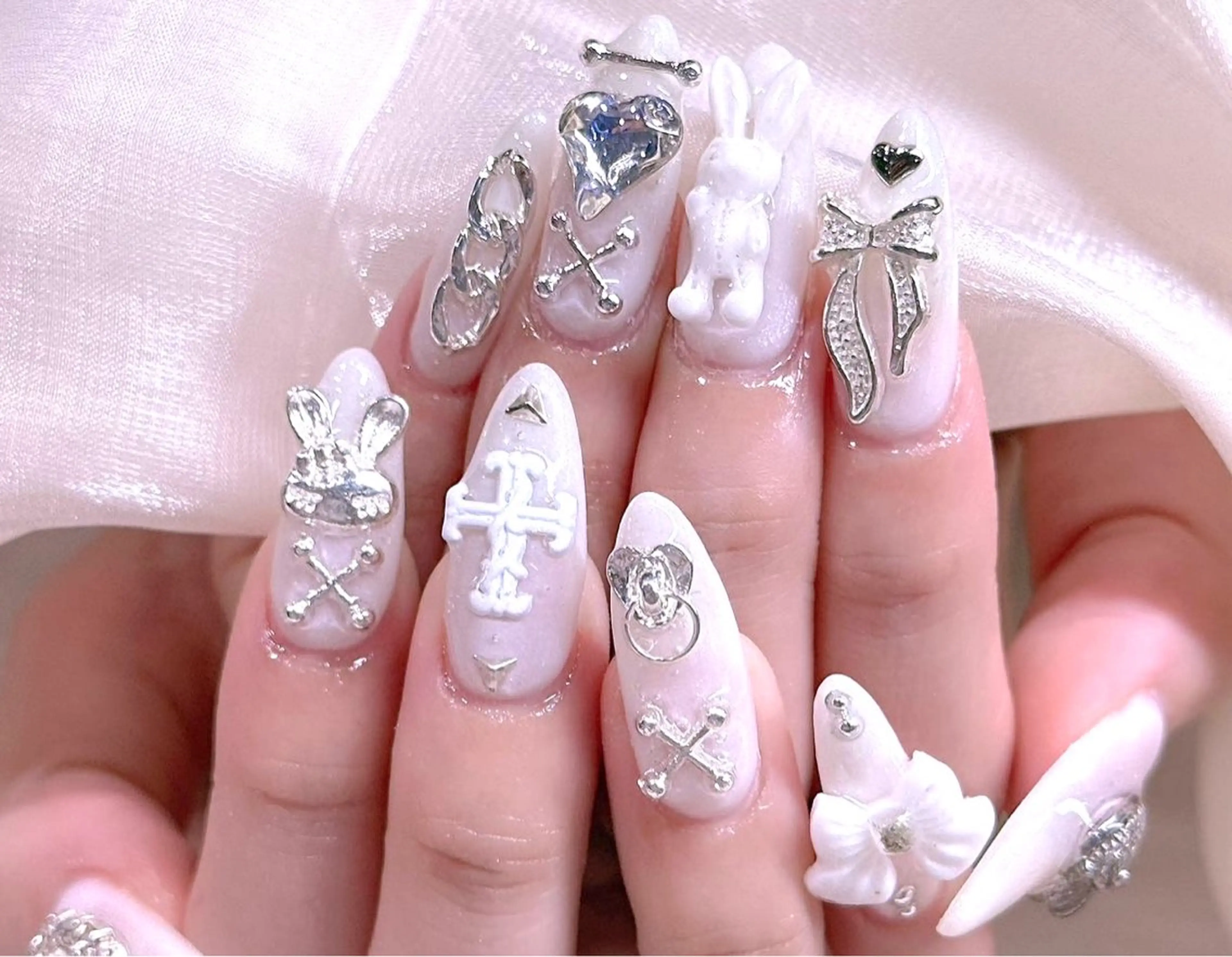 ネイル リボン 美爪パラジェル導入店 Sunnilyのネイルデザイン