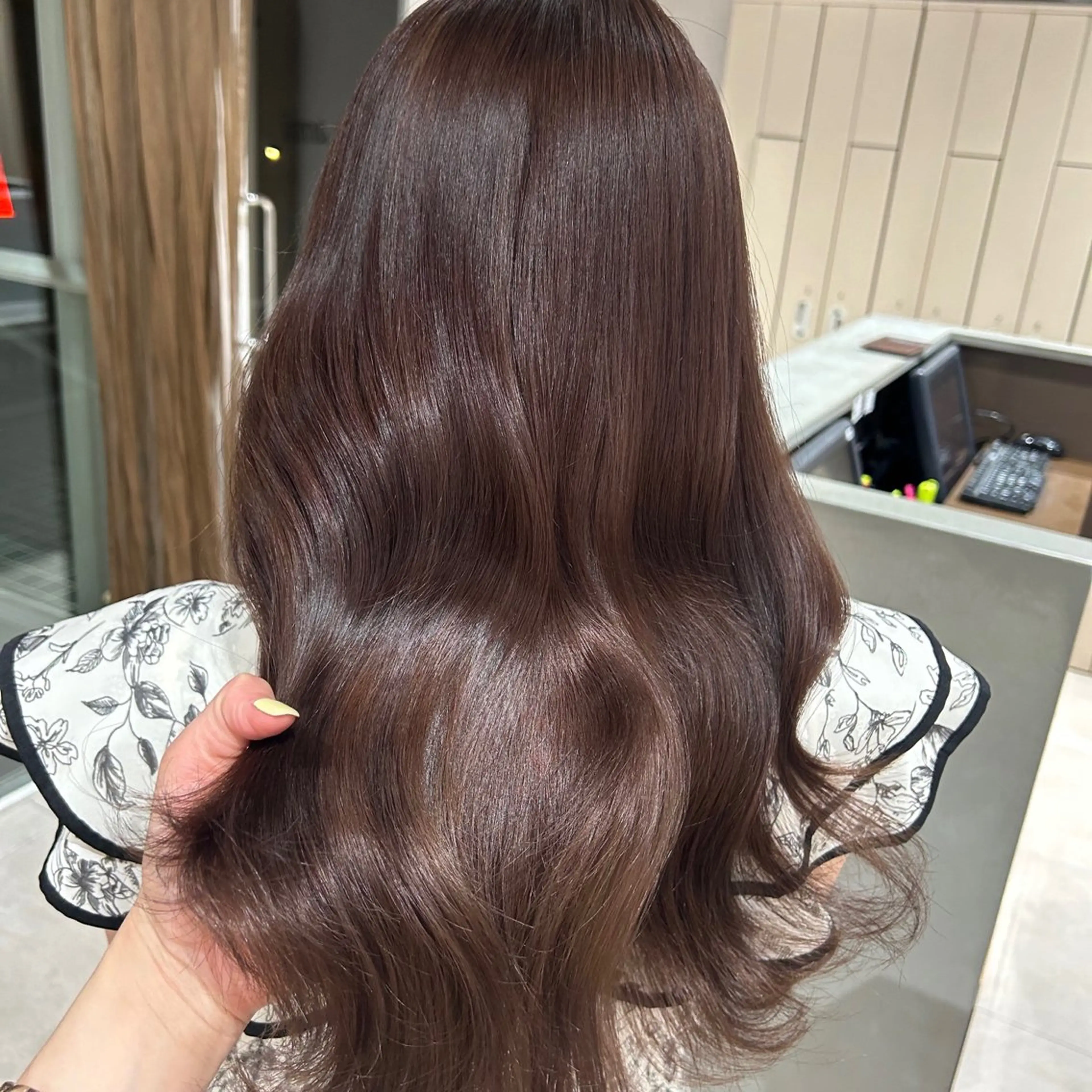 ロング カラー グレージュ 髪質改善 ミディアムヘア Chifumiのヘアスタイル