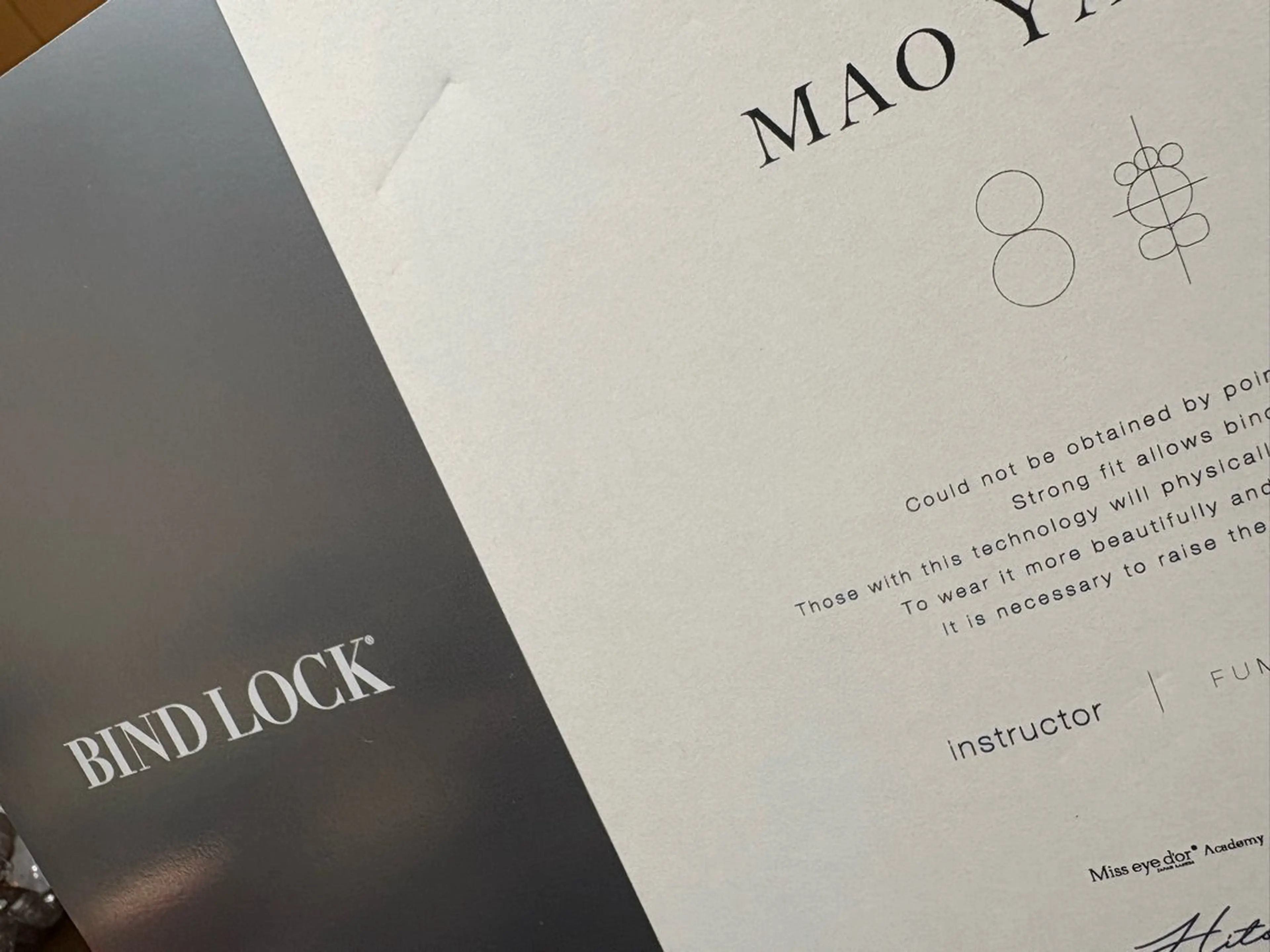 マツエク・マツパ バインドロック 𝐞𝐢𝐠𝐡𝐭 MAO🖤の眉毛・アイブロウイメージ