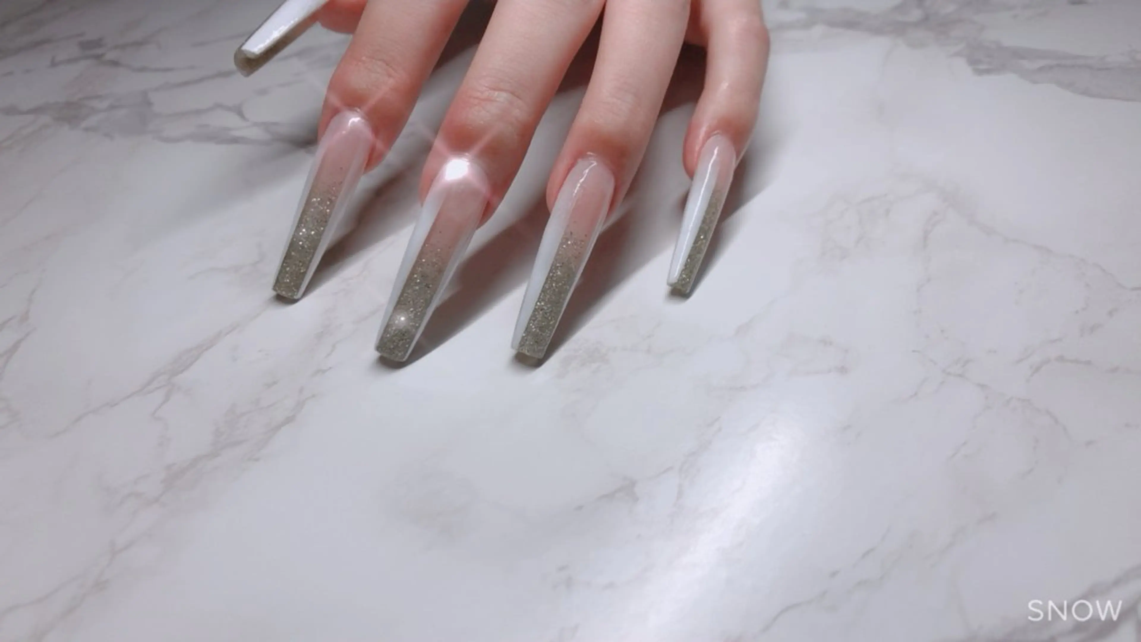 ネイル Nailsalon SKiのネイルデザイン