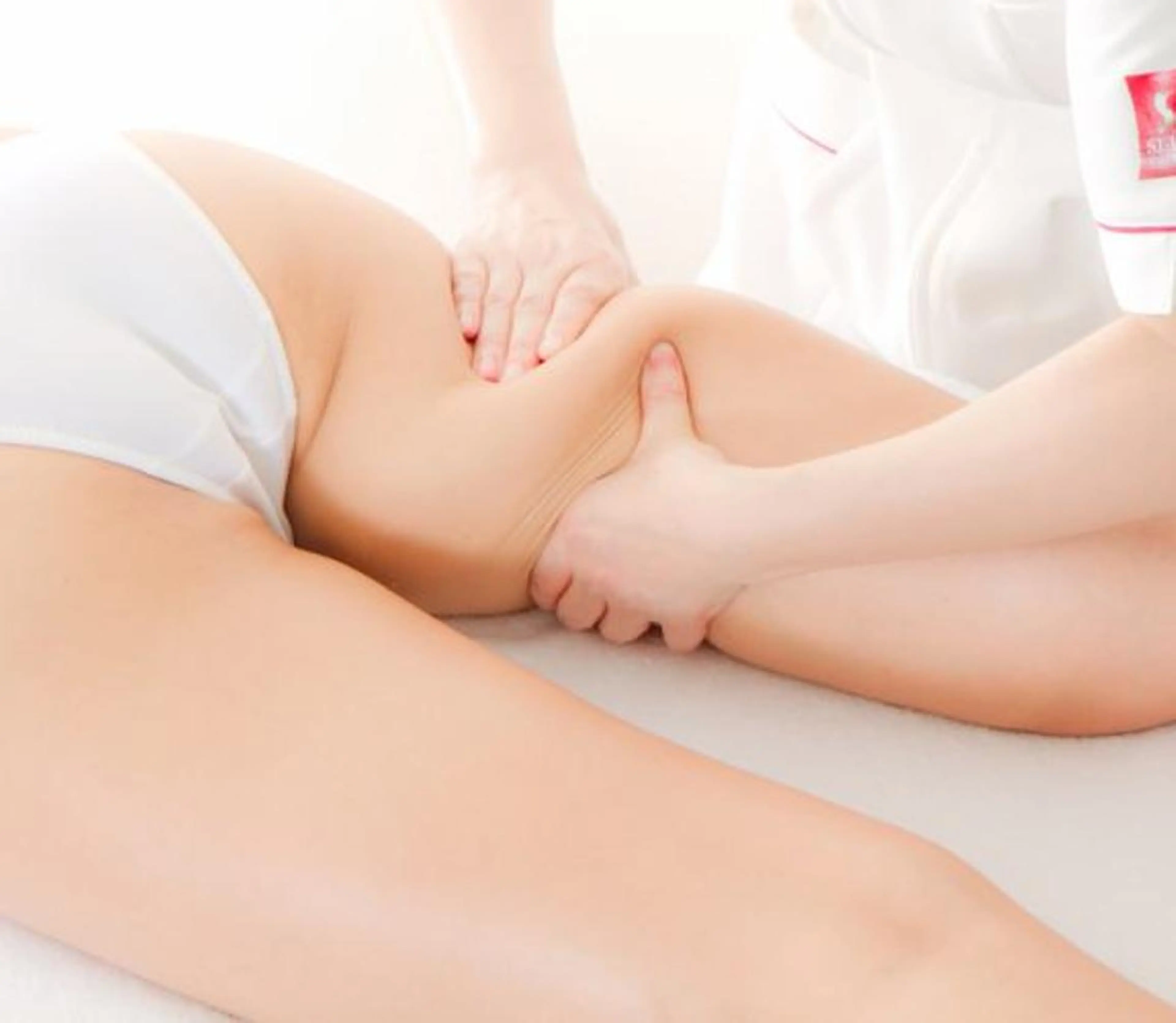 【✨痩せたいを応援🤩キャンペーン🌈】✨大人気✨脚痩せ《裏太ももorふくらはぎトリートメント》2回無料体験（規定あり）の写真