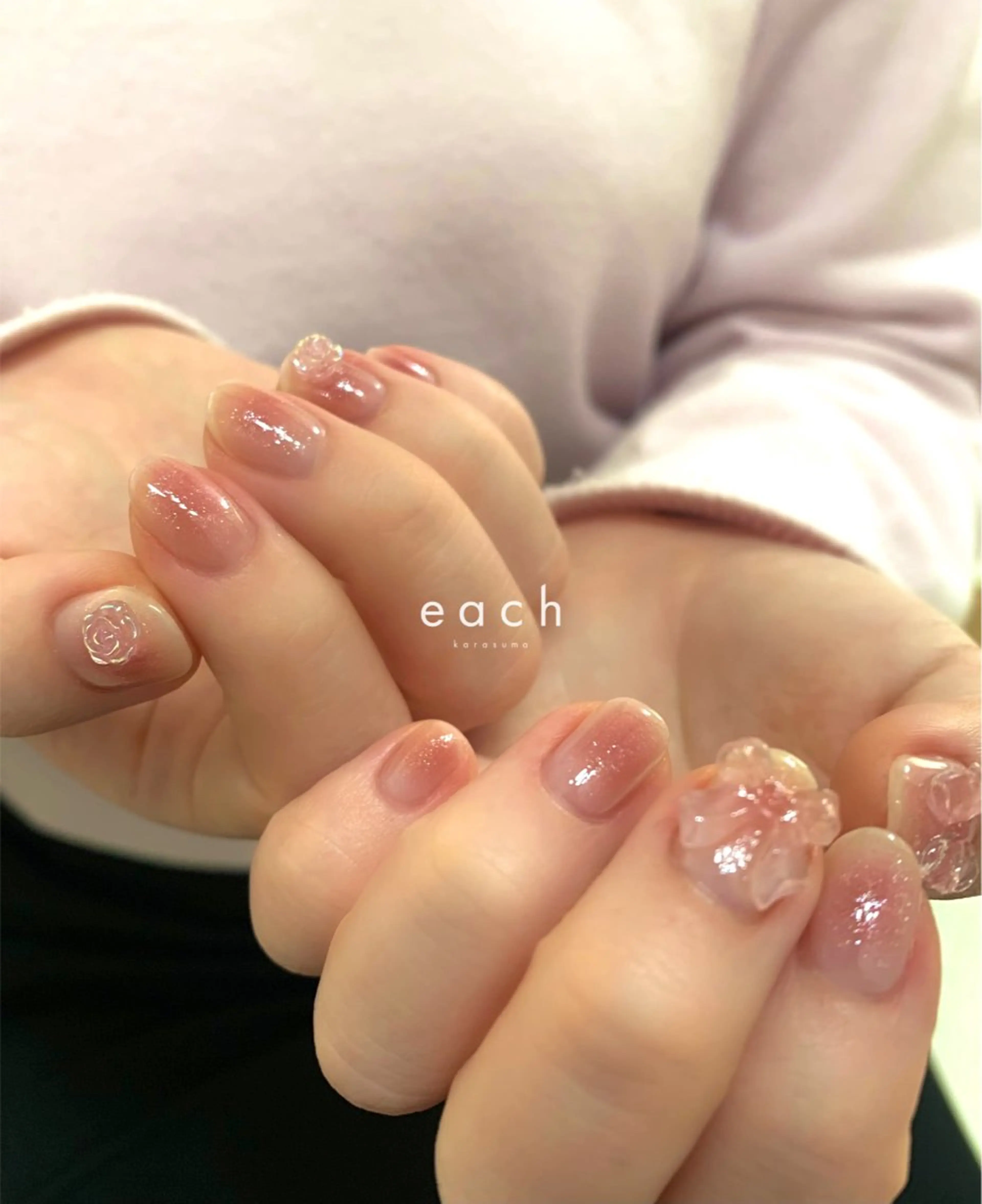 ネイル each Hibikiのネイルデザイン