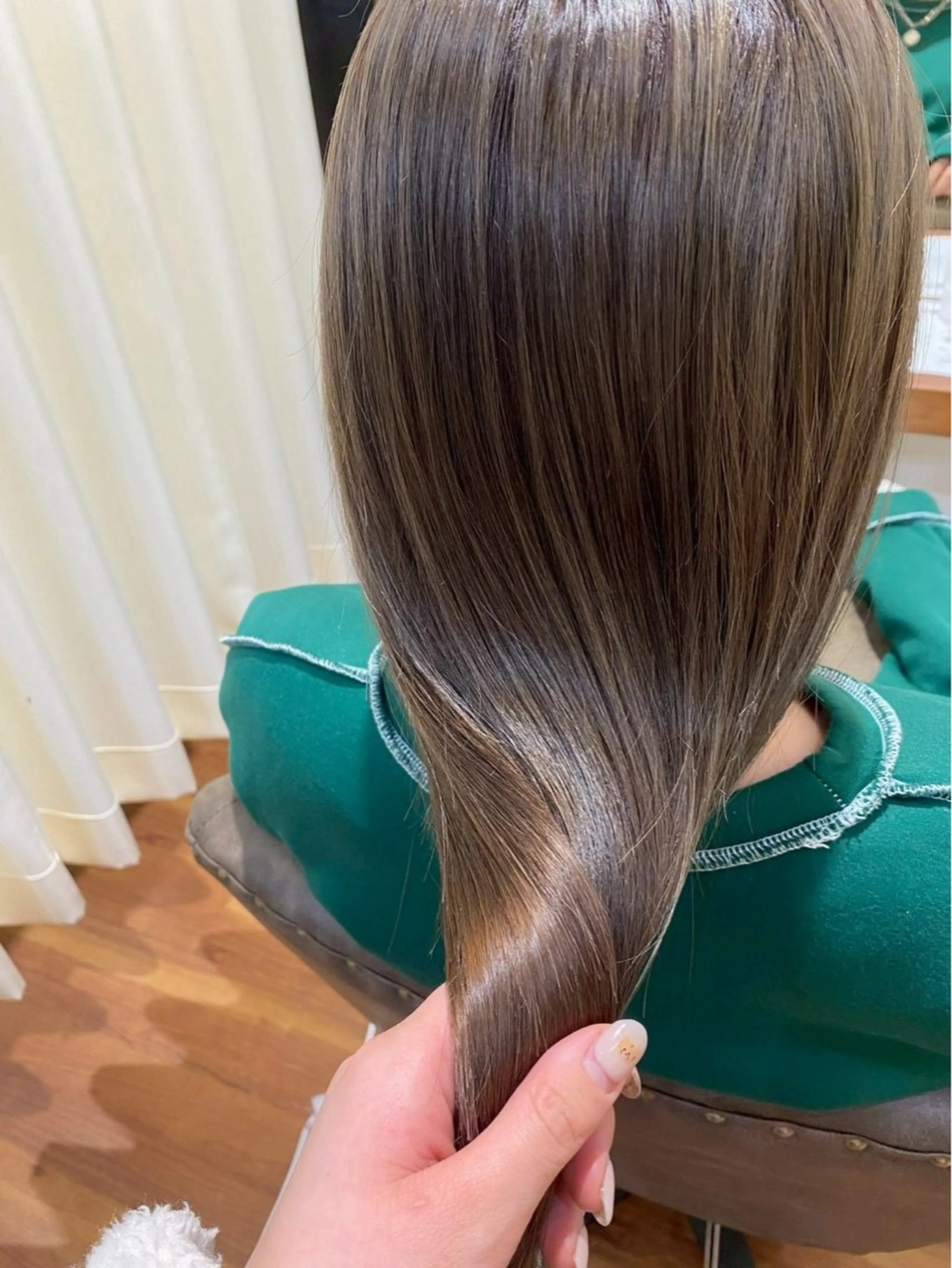 カット+カスタムトリートメント🫧の写真