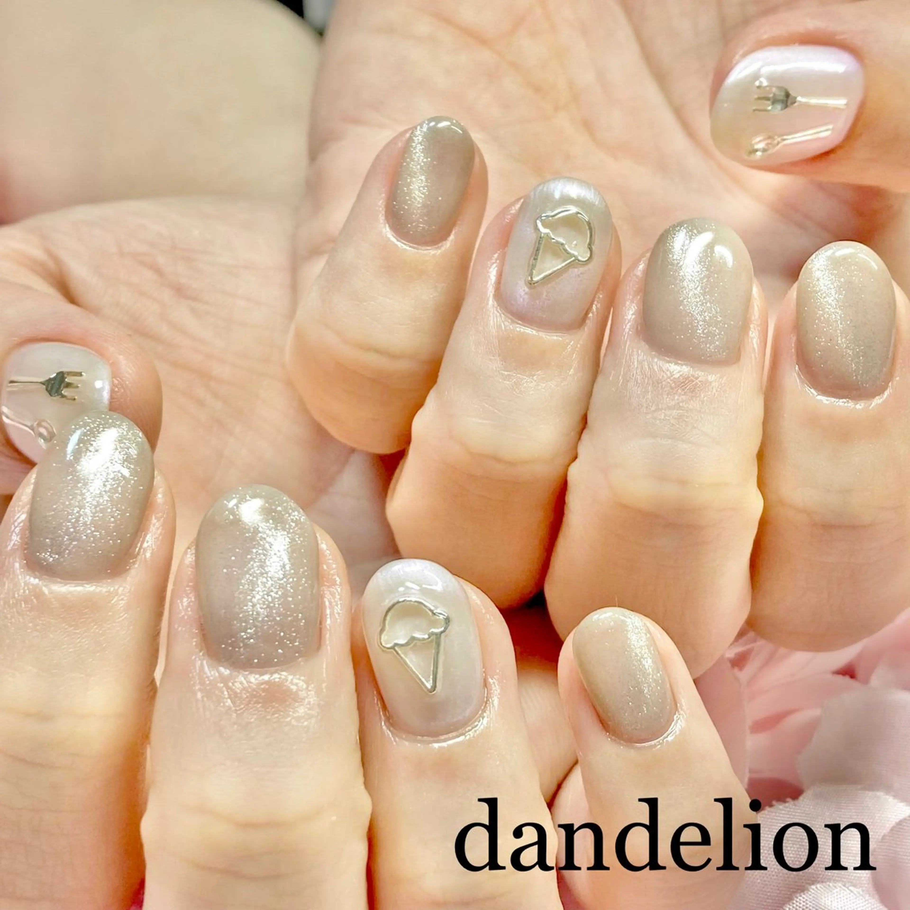 ネイル ハンドネイル ハンドケア dandelion ダンデライオンのネイルデザイン