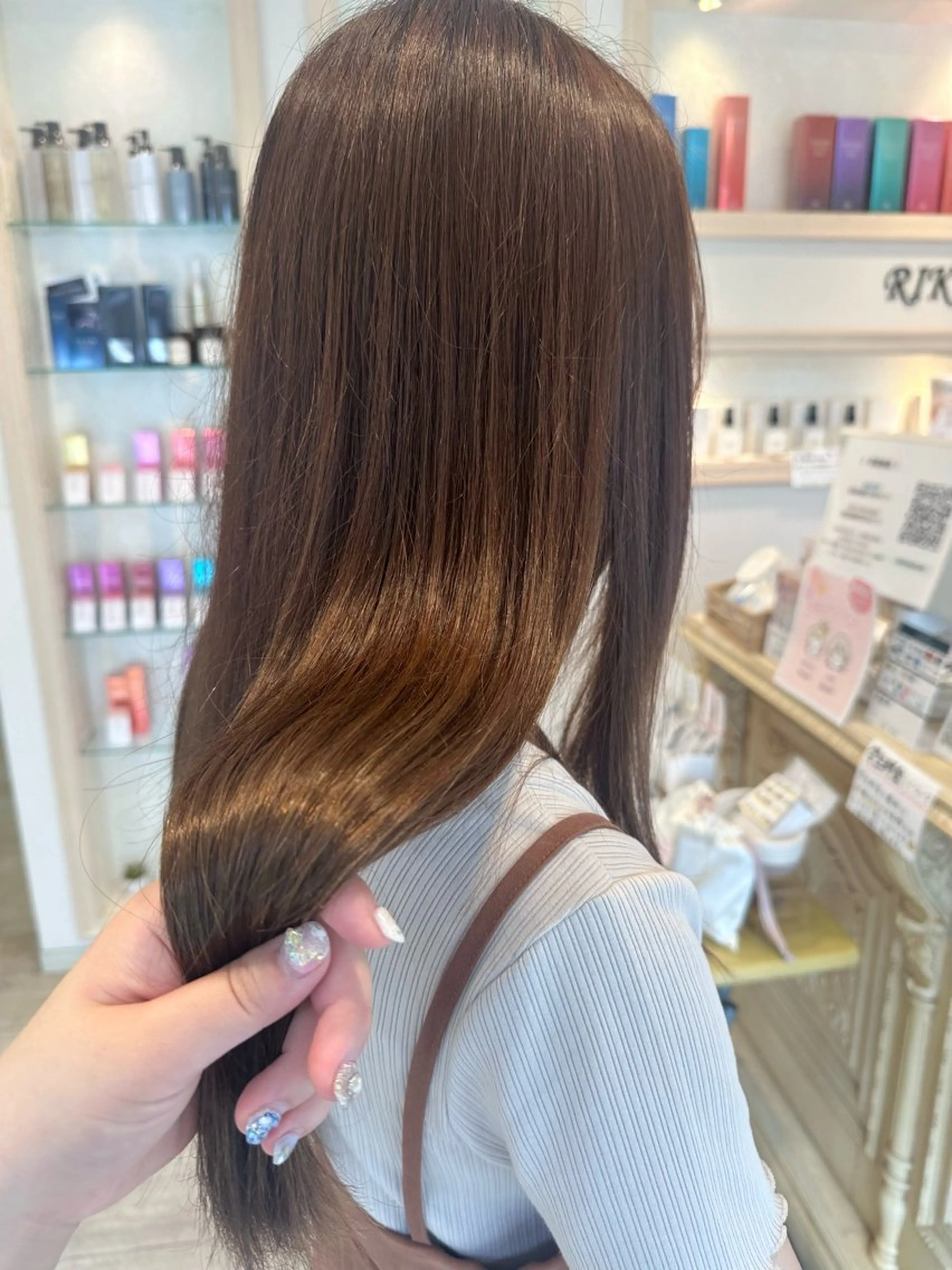 ロング カラー 韓国ヘア/レイヤー 顔周りカット/ユキナのヘアスタイル