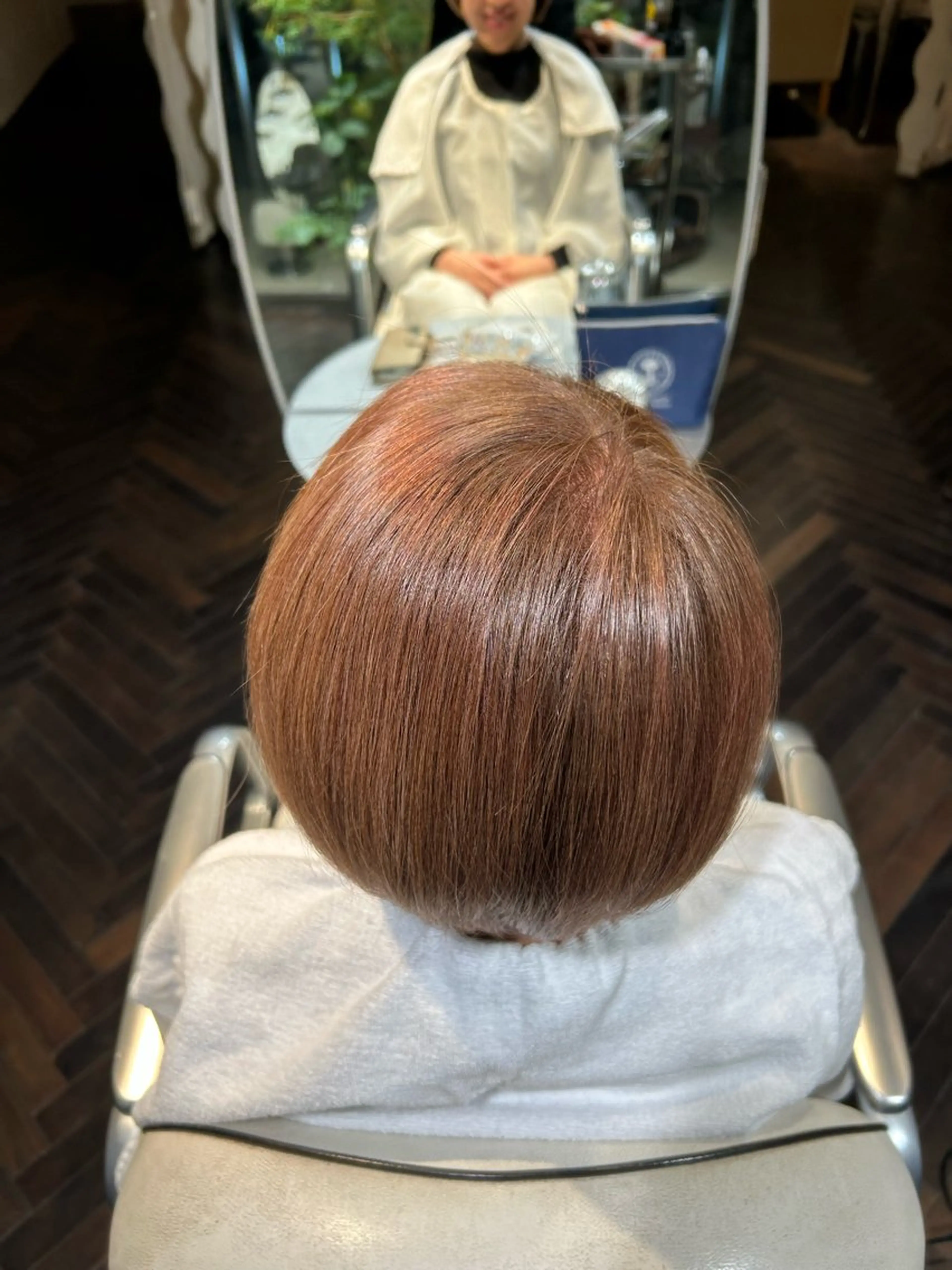 ショート カラー ヘアカラー ツヤ髪💫髪質改善 透明感カラー仁平創太のヘアスタイル