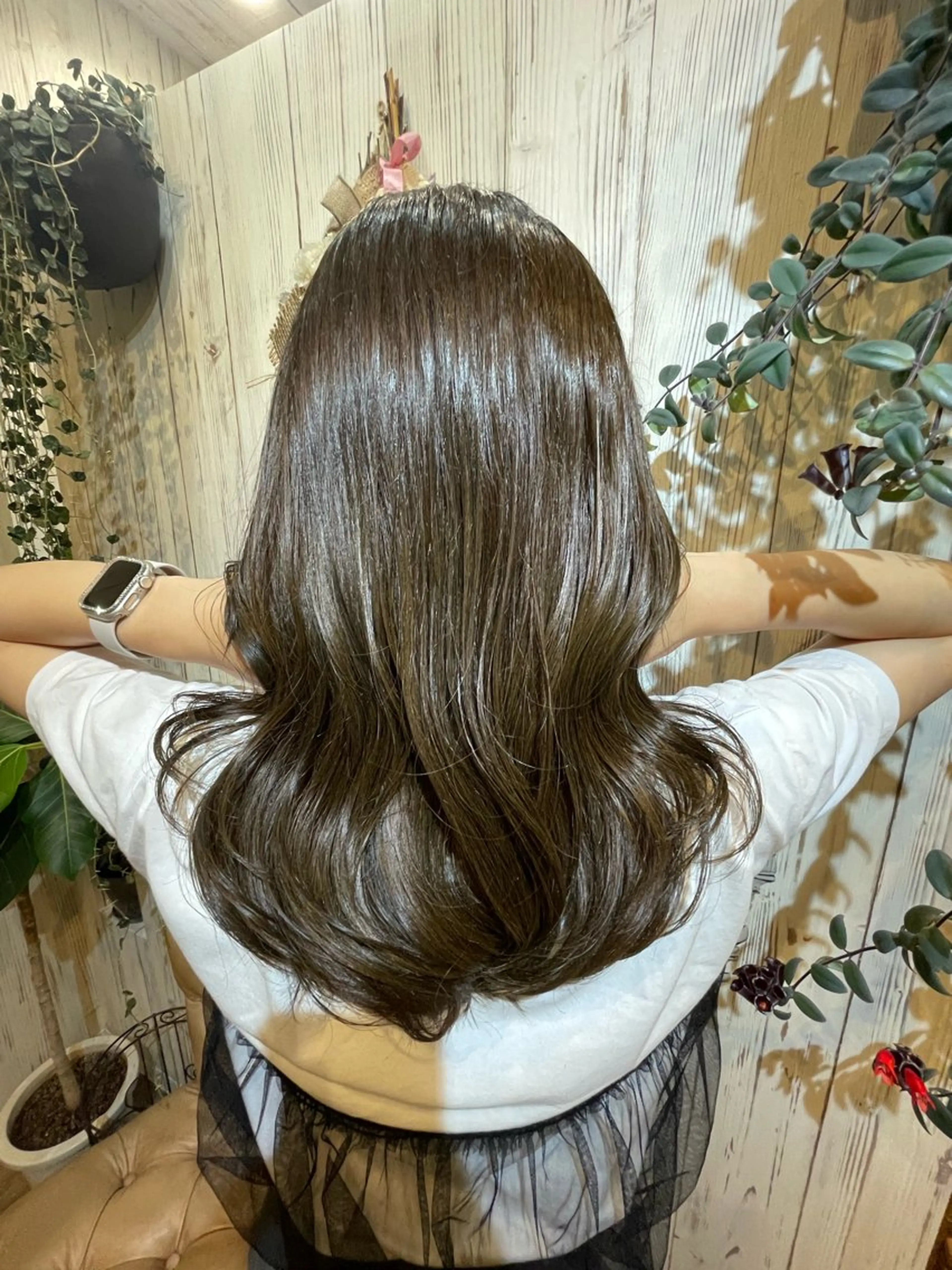 【✨ミニモ限定価格✨】【初回限定】🌸デザインカット+艶カラー 毛髪診断SH.TR付き🍀の写真