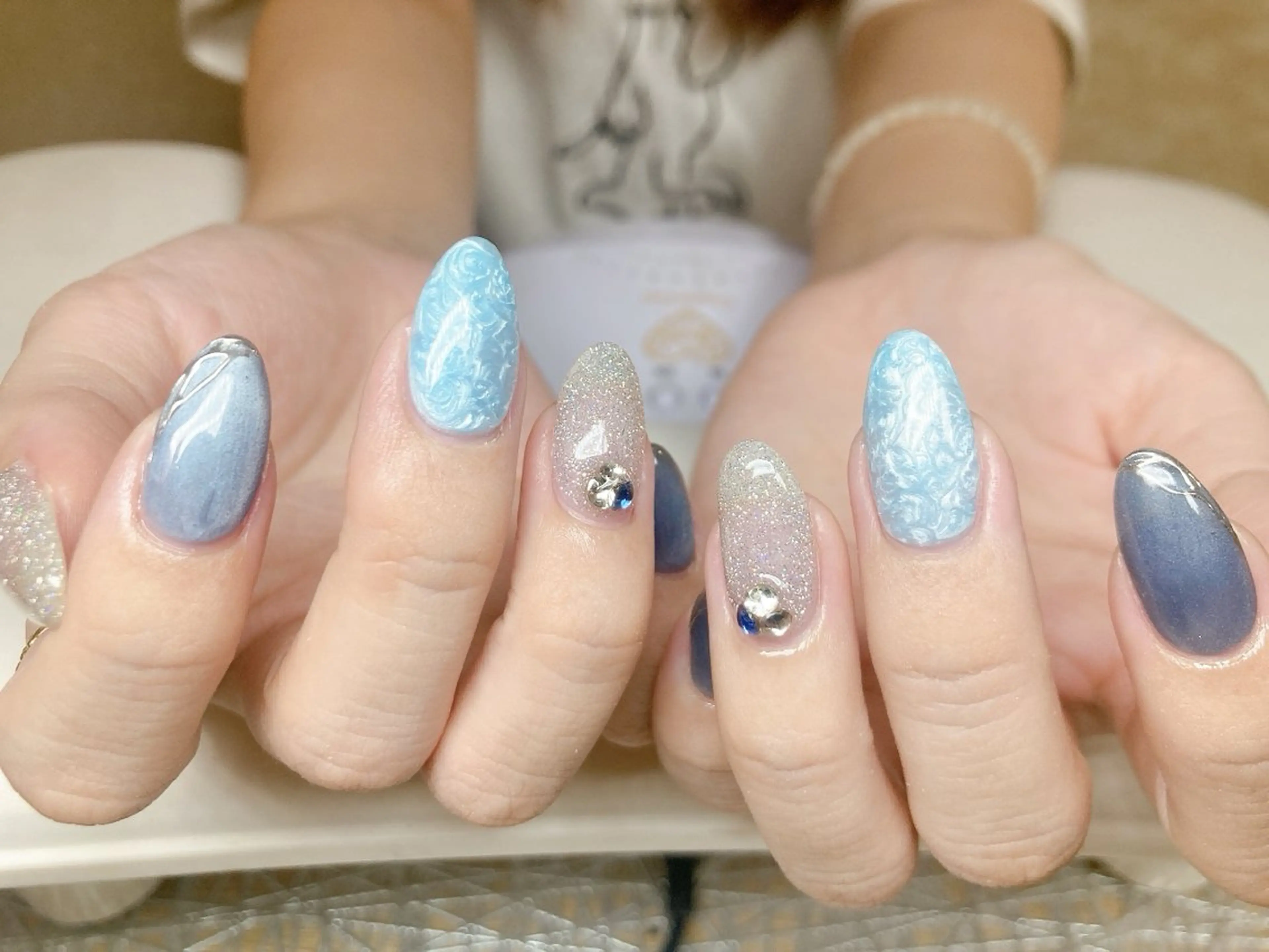 ネイル ECLAT エクラ所属・寺山 千鶴のネイルデザイン