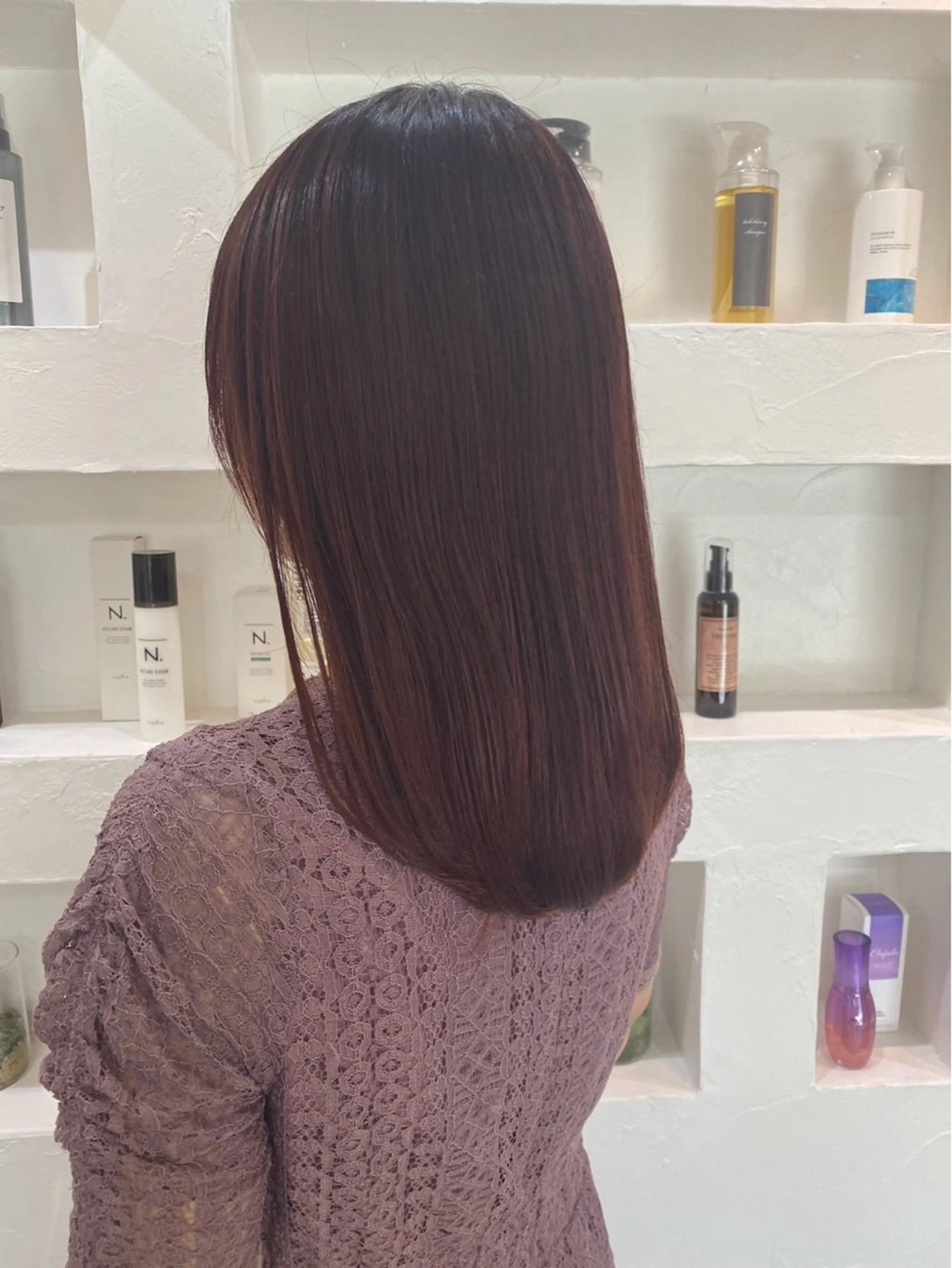 ミディアム 顔周りの似合わせ特化 井手麻梨栄のヘアスタイル