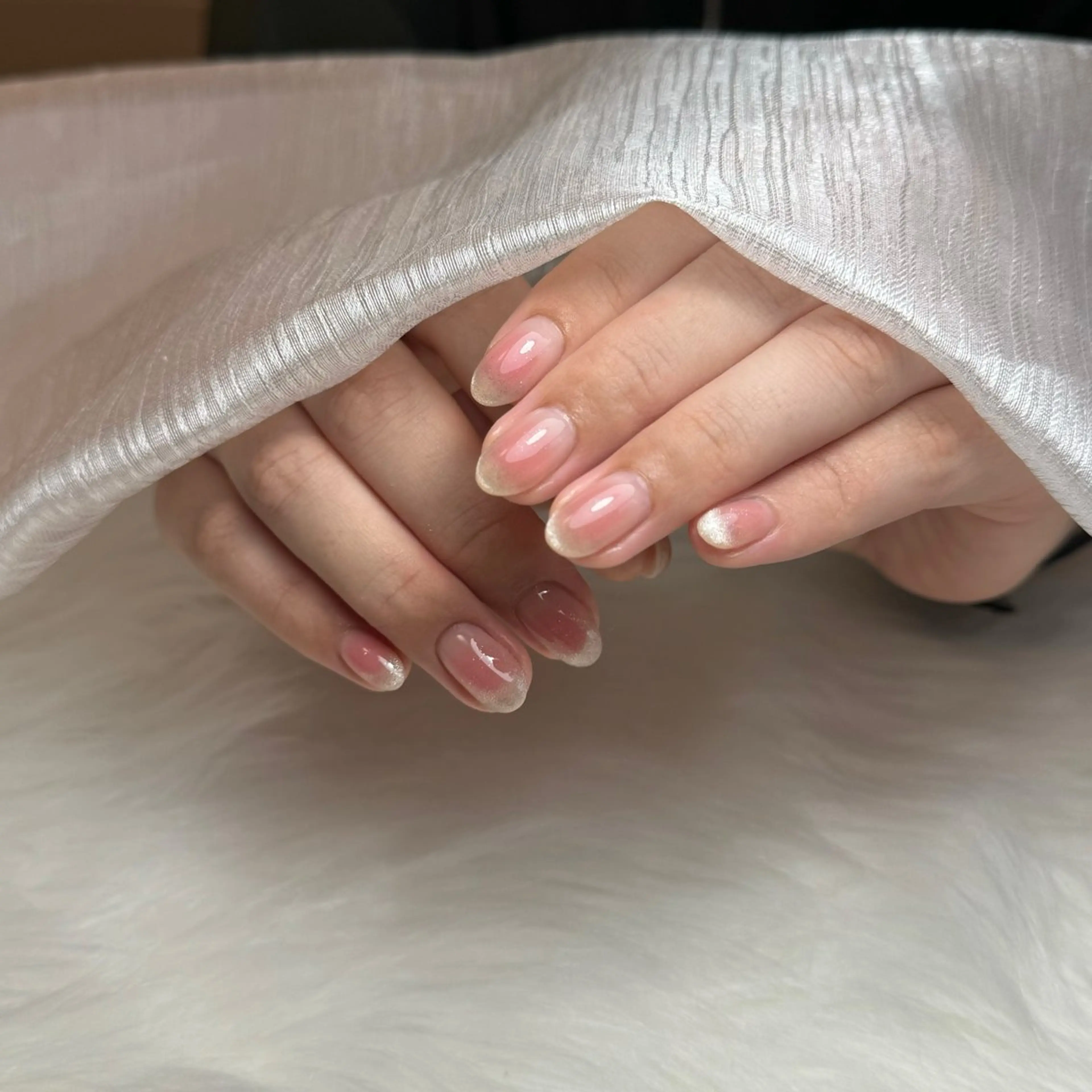 ネイル チークネイル フレンチネイル キラキラネイル マグネットネイル マグネットフレンチ nailsalon ChuColaのネイルデザイン