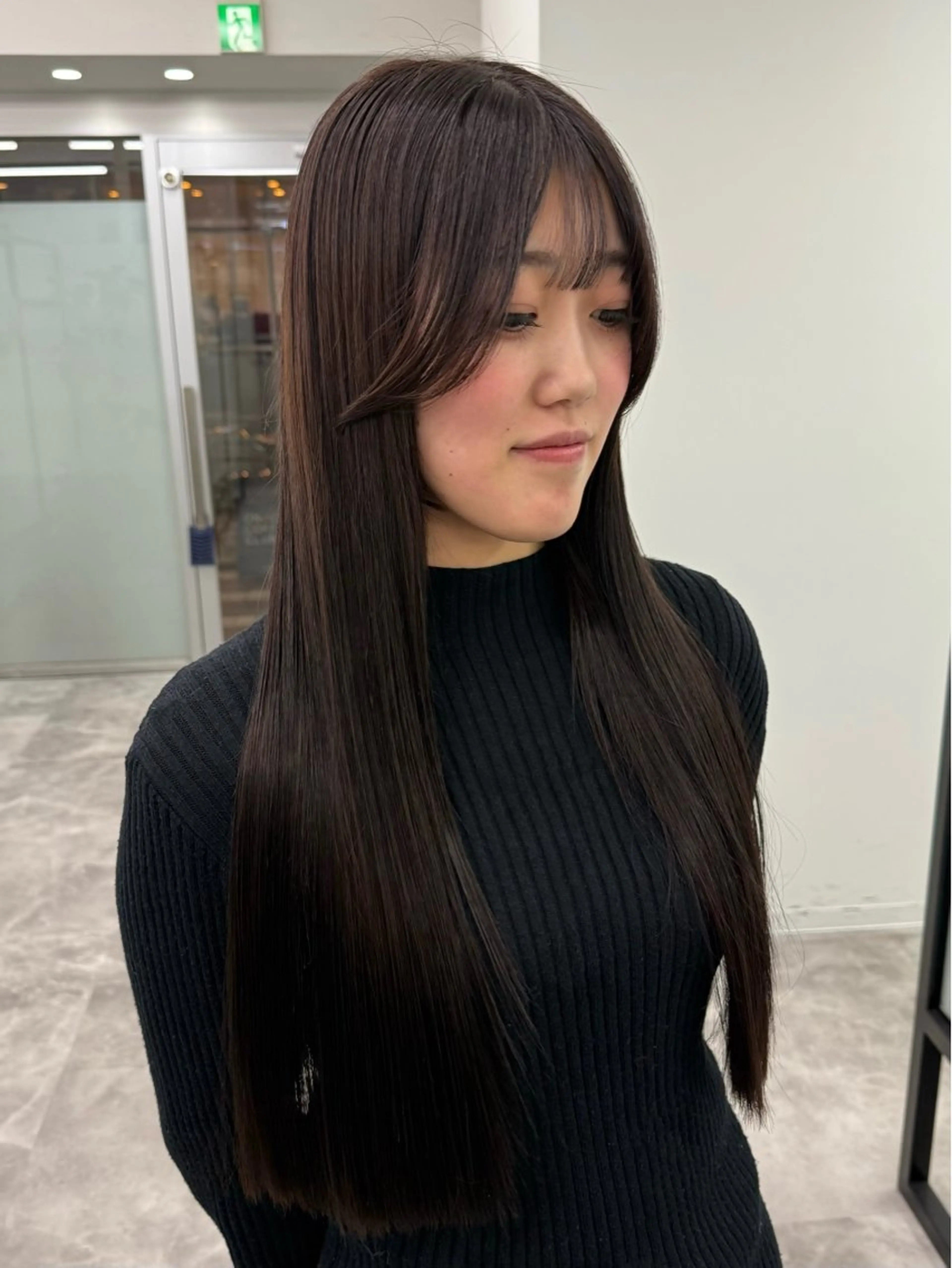 ロング カラー ブラウンカラー ショコラブラウン era所属・azumi/ボブ/暖 色/オリーブ/縮毛のヘアスタイル