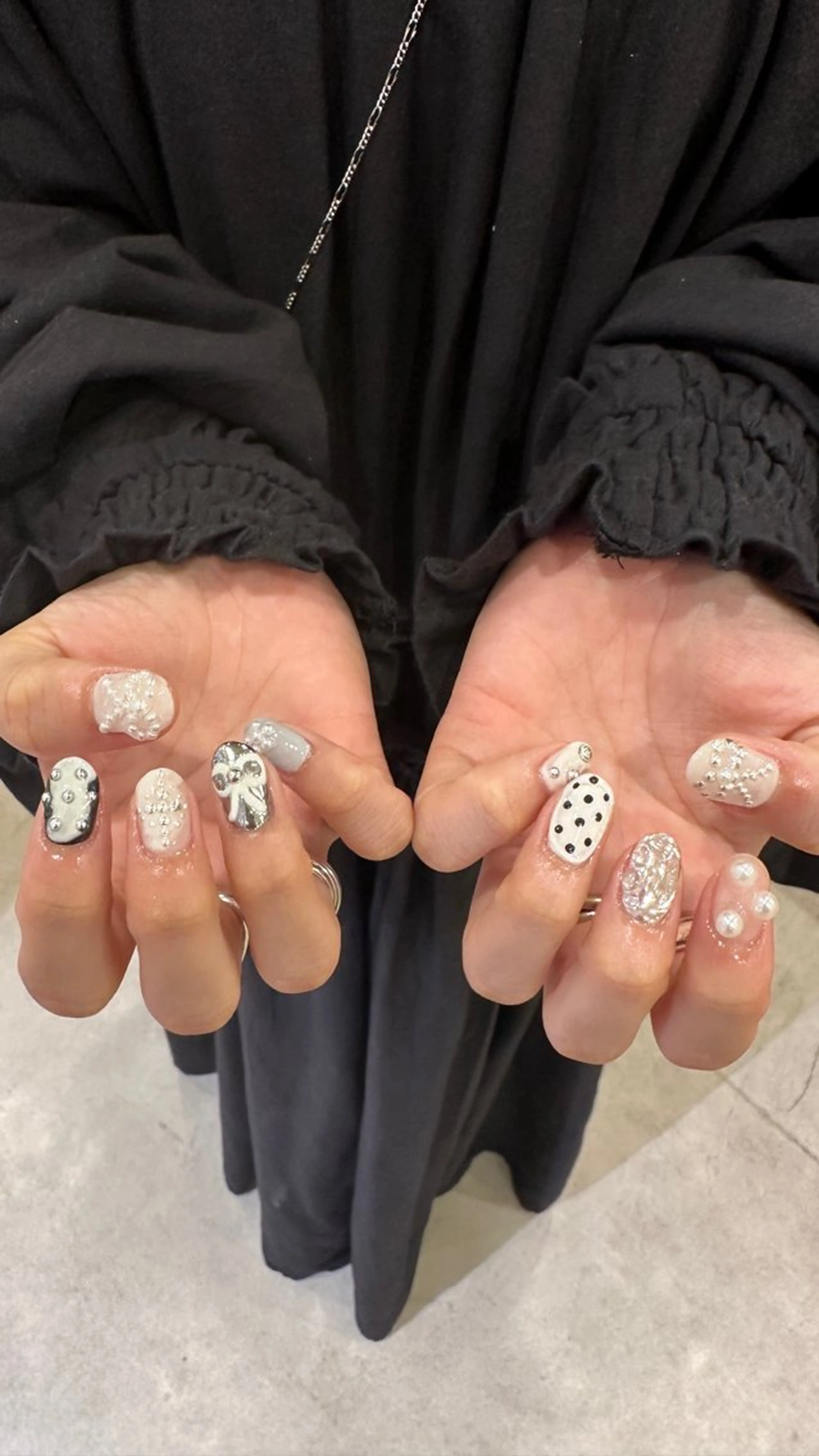 ネイル ハンドネイル 👽個性派ネイル🎀 komachiのマツエク・マツパデザイン