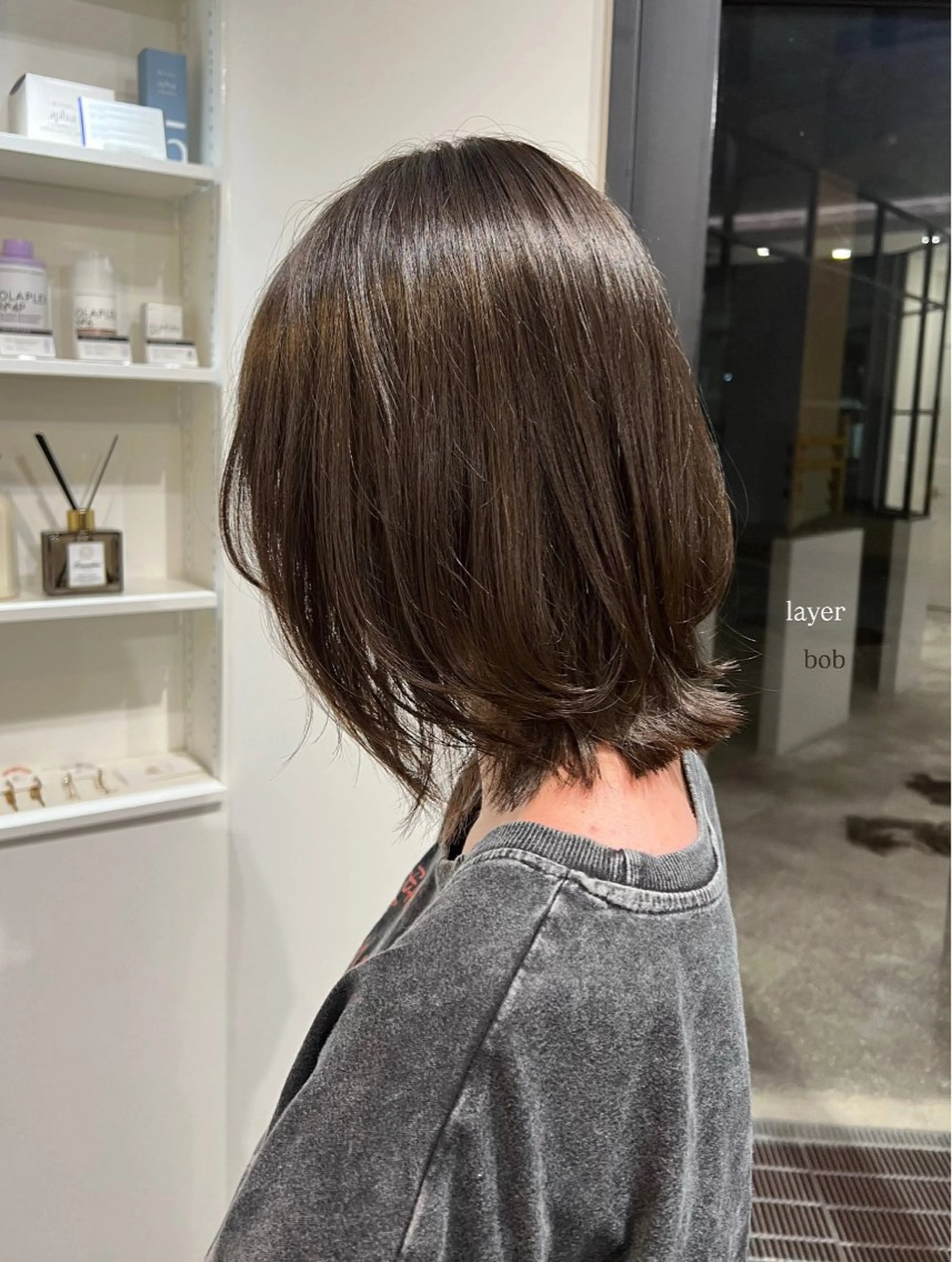 ミディアム ボブレイヤー ボブ レイヤーカット カット 黒阪 なみのヘアスタイル