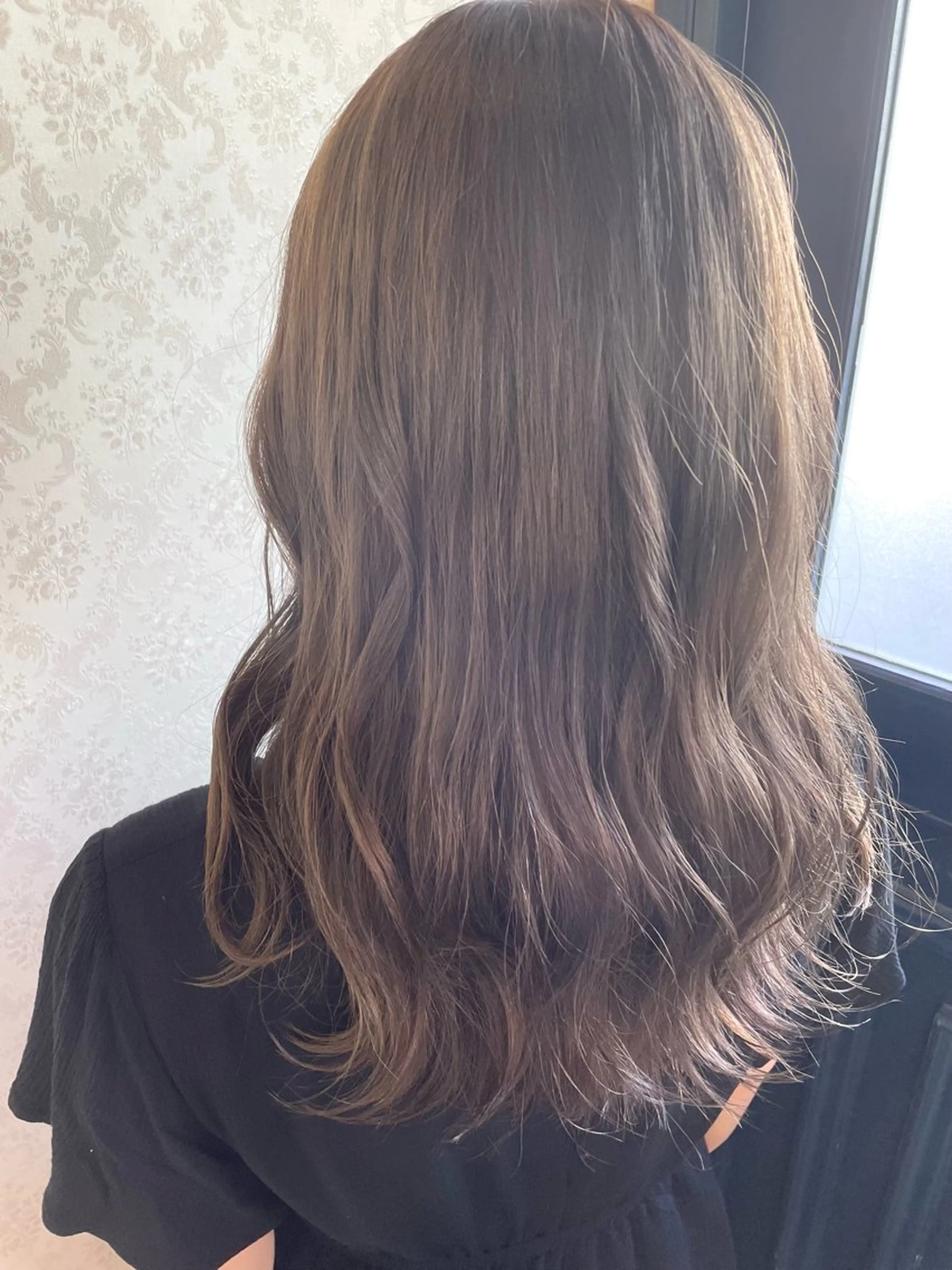 ロング カラー ヒヨシ ルナのヘアスタイル