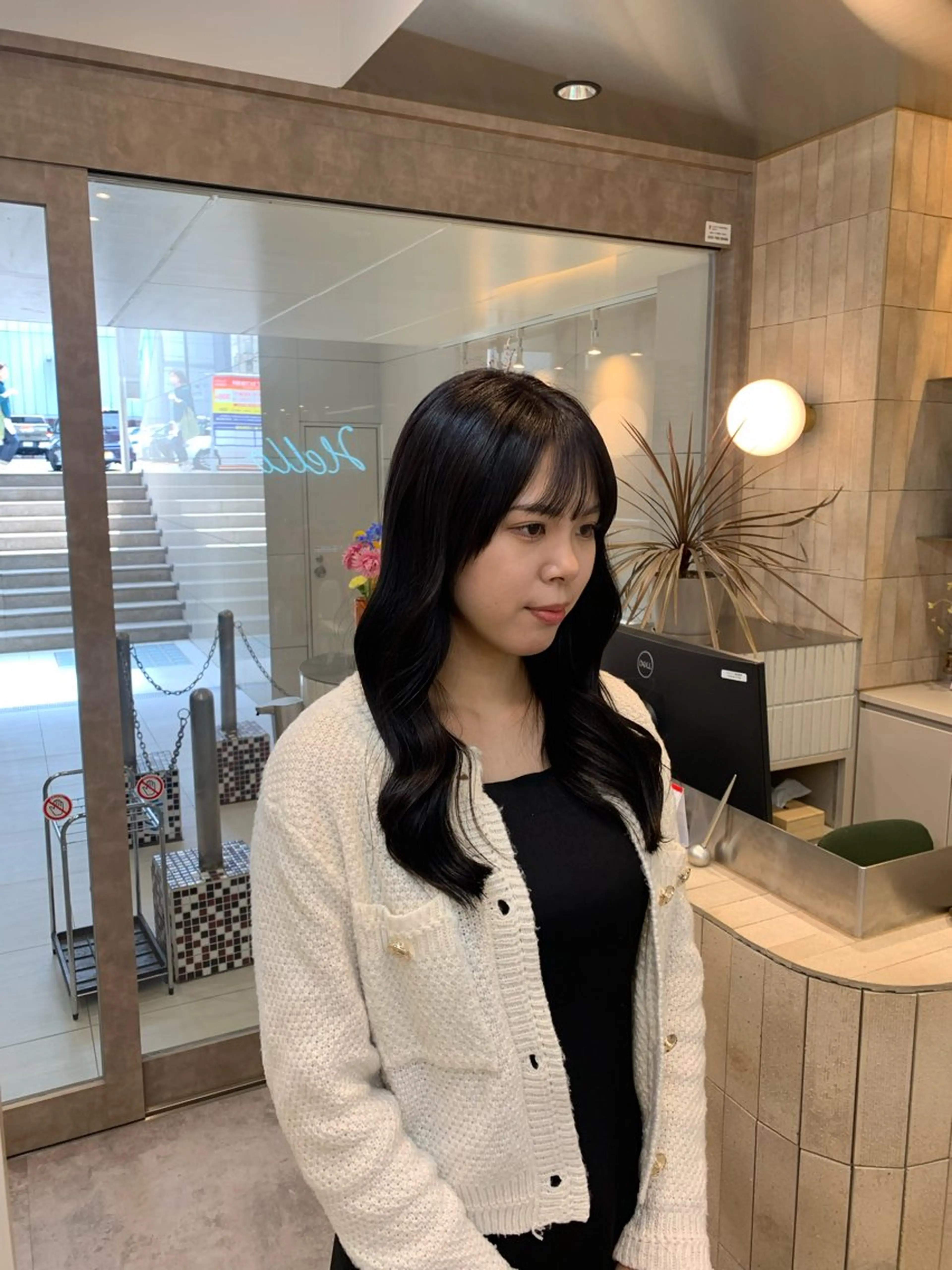 ミディアム カット ヘアカラー トリートメント Hello by Sea所属・レイヤー/艶髪/ボブ /くびれ/伊藤　勇司のヘアスタイル