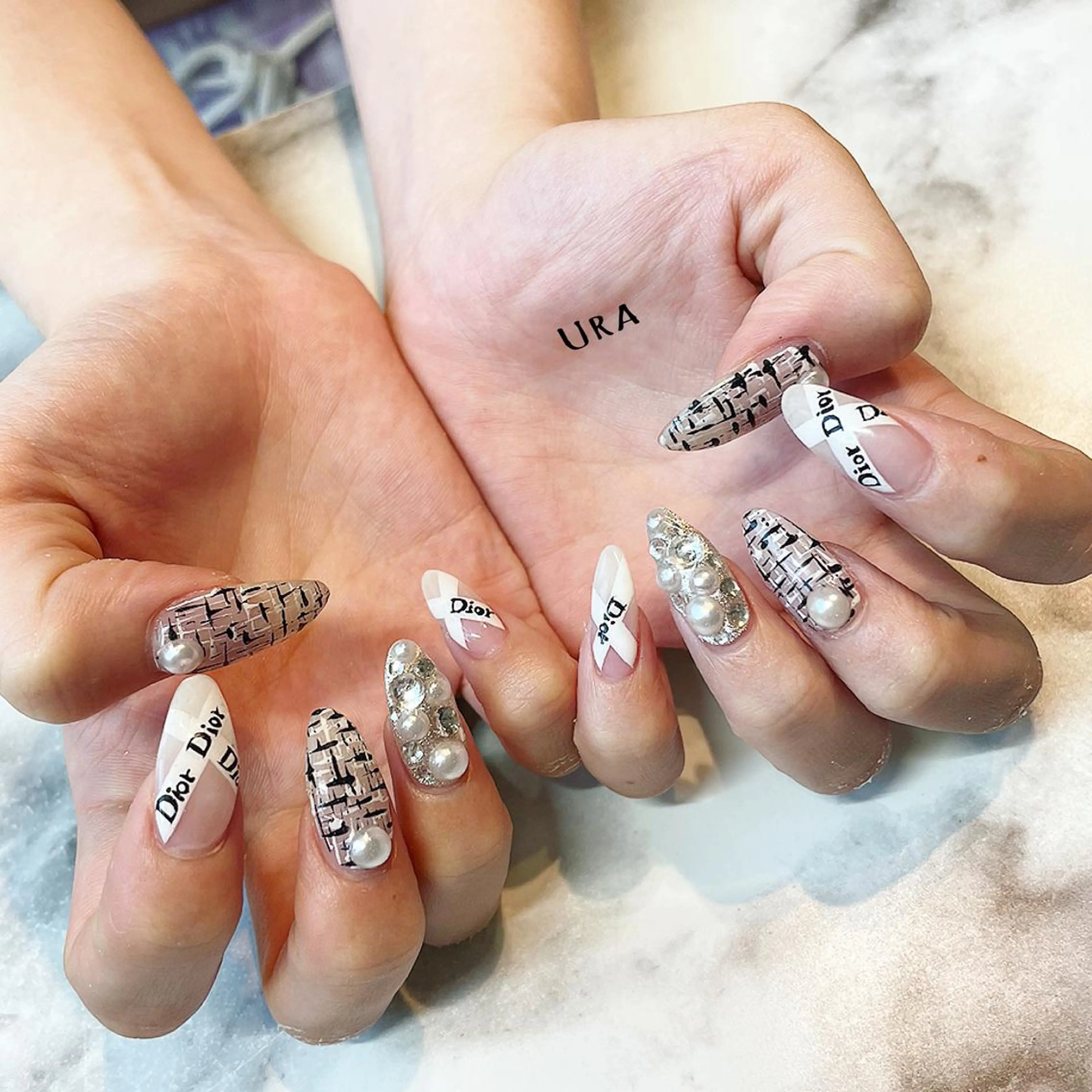 ネイル UrakoNail 《nail》のネイルデザイン