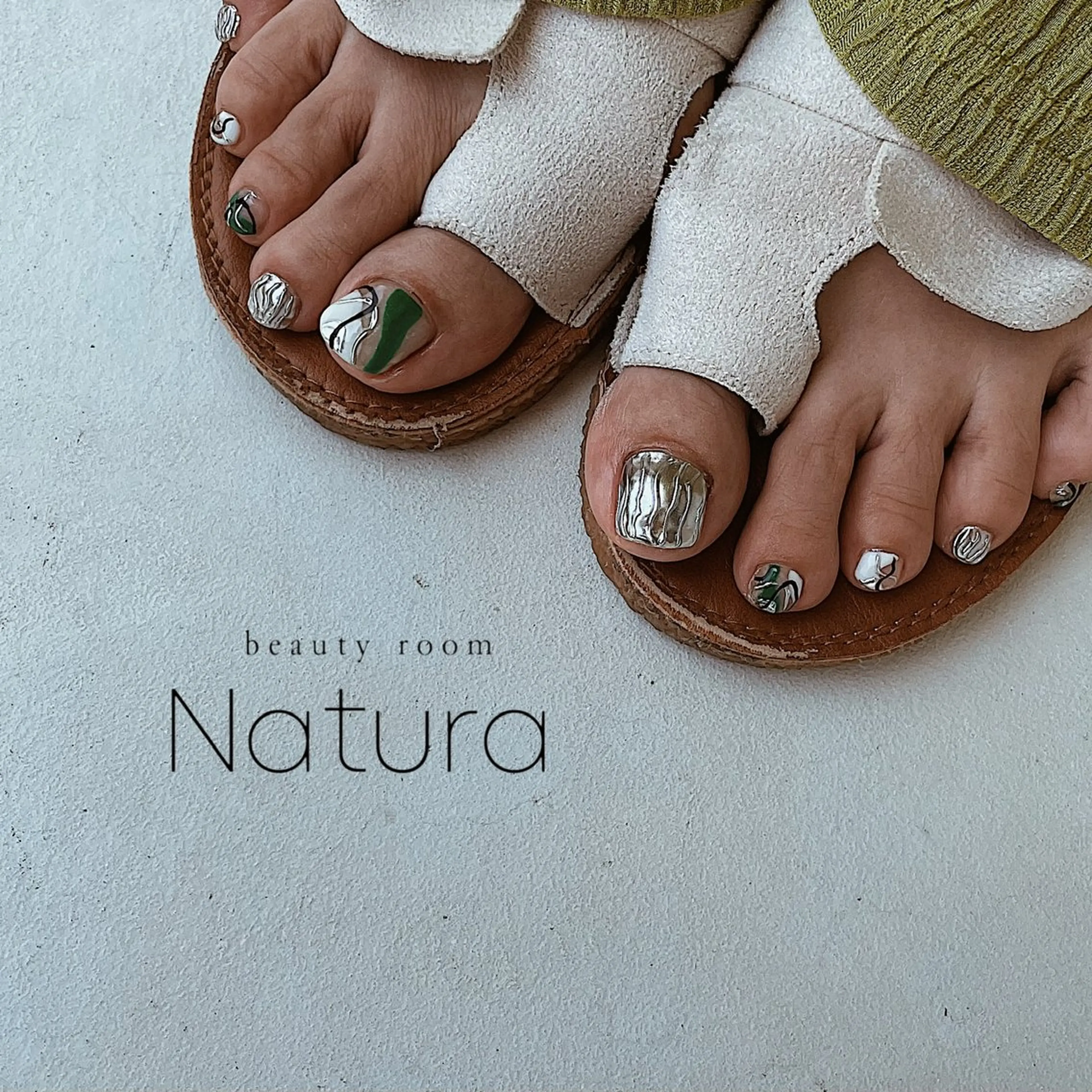 ネイル フットネイル beautyroom Naturaのネイルデザイン