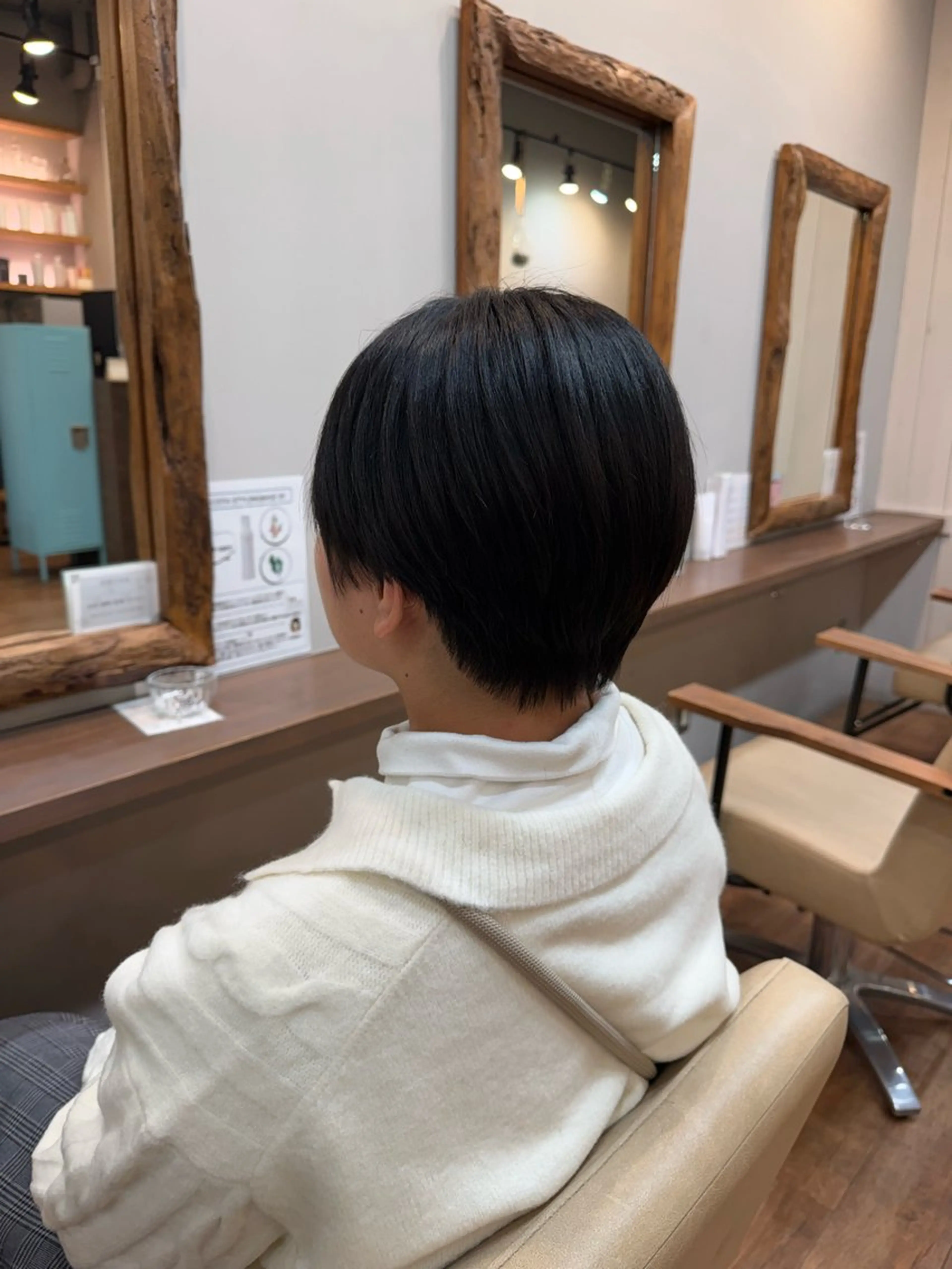 ショート つじ みさきのヘアスタイル