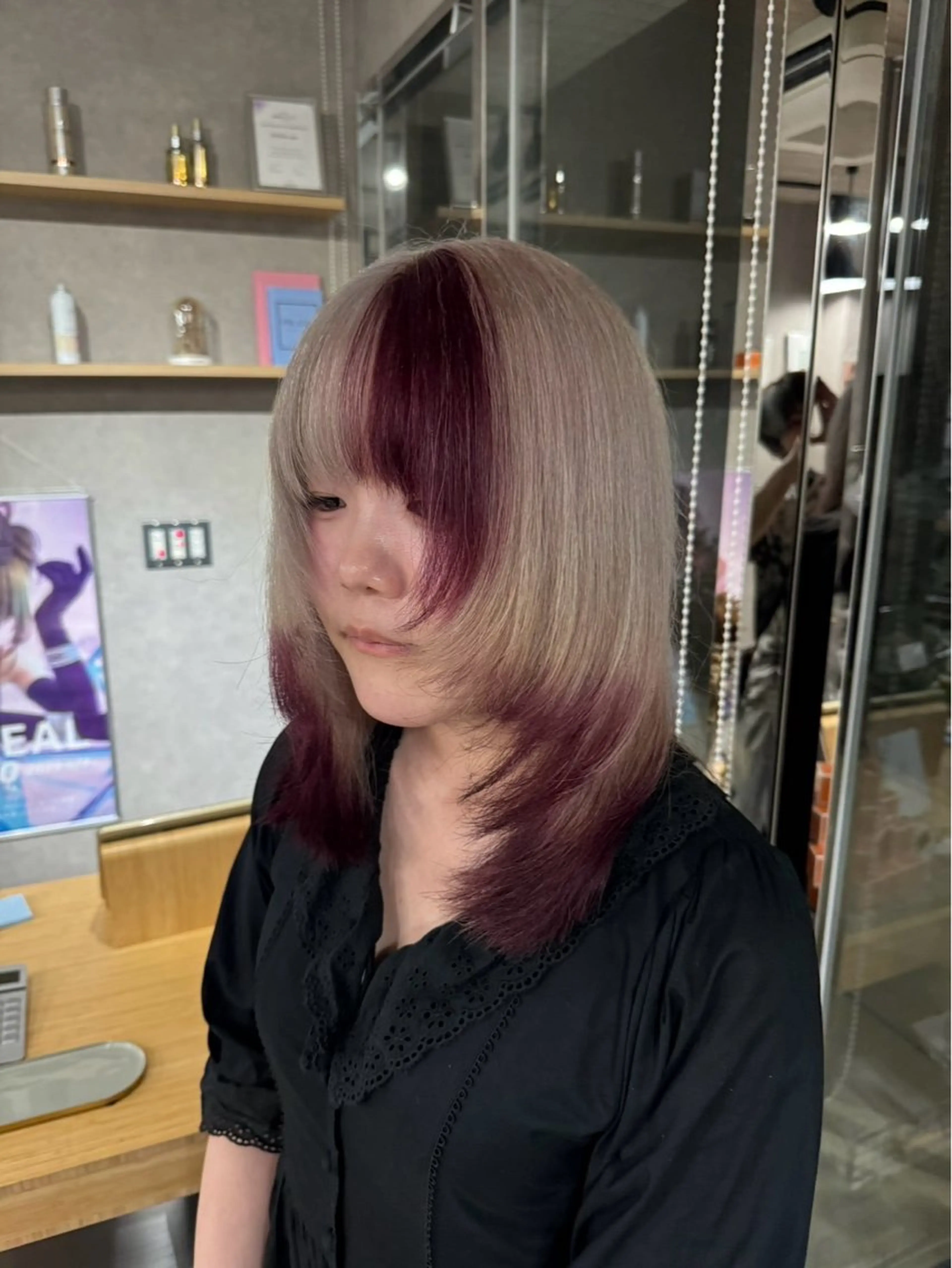 セミロング カラー りょうへい/ 全頭ブリーチ/渋谷のヘアスタイル