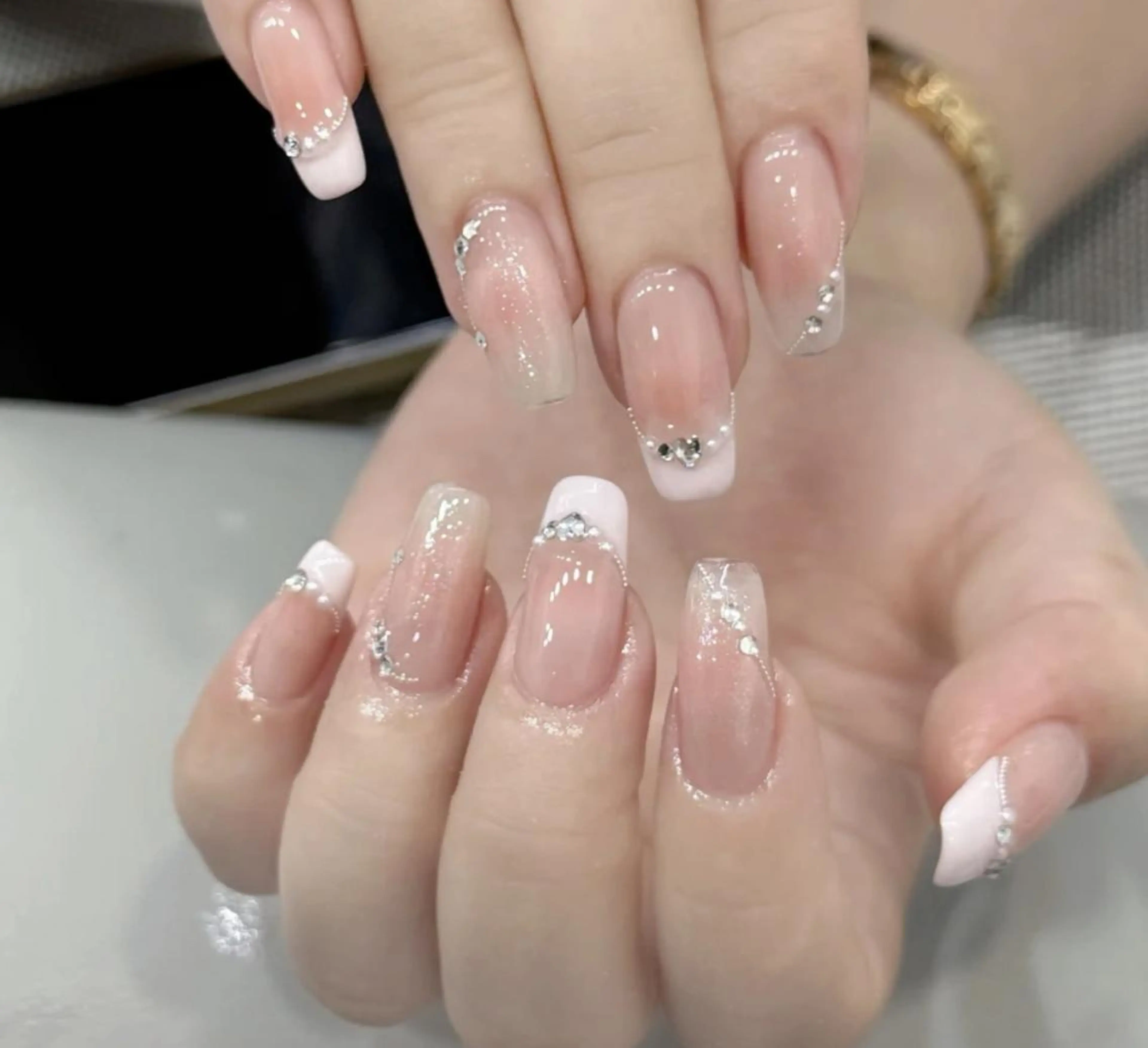 ネイル ハンドネイル ハンドケア 🍑 momo_nailのネイルデザイン