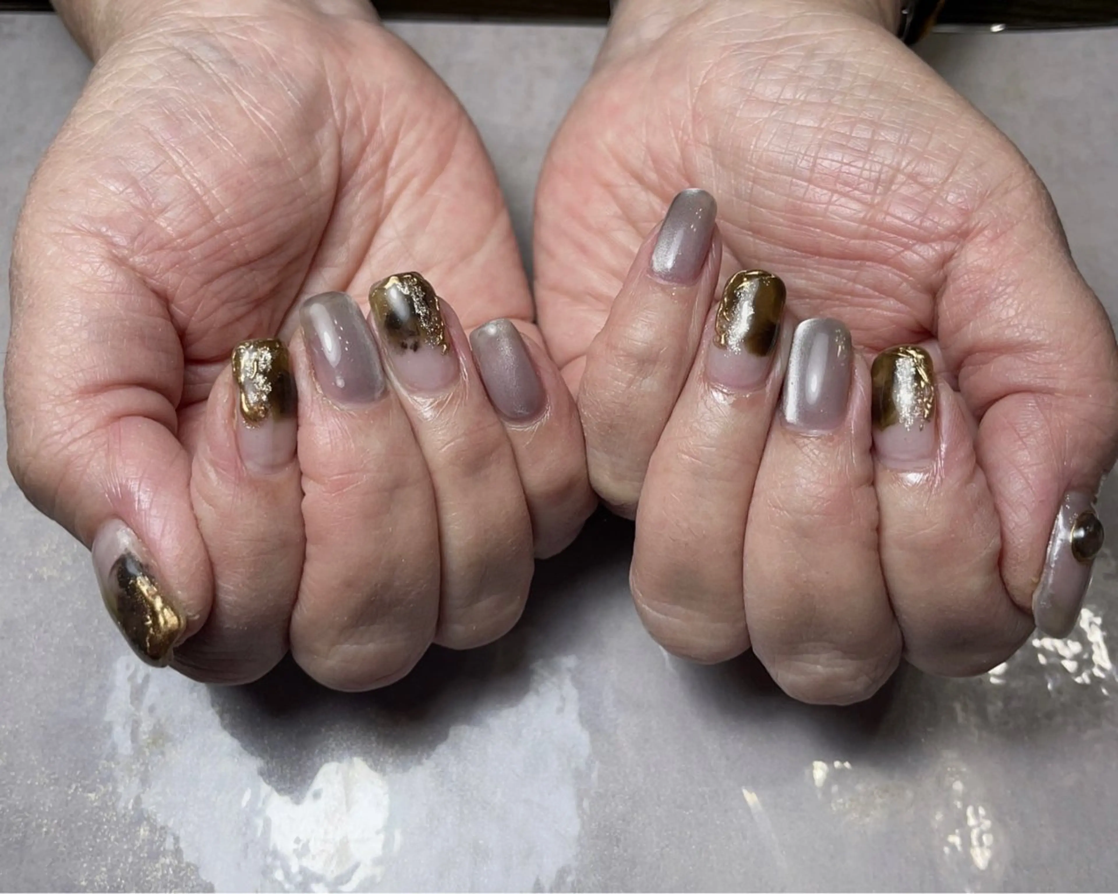 ネイル べっ甲ネイル ジェルネイル マグネットネイル ミラーネイル ニュアンスネイル ハンドネイル BLANCEnail所属・BLANCnail yuuのネイルデザイン