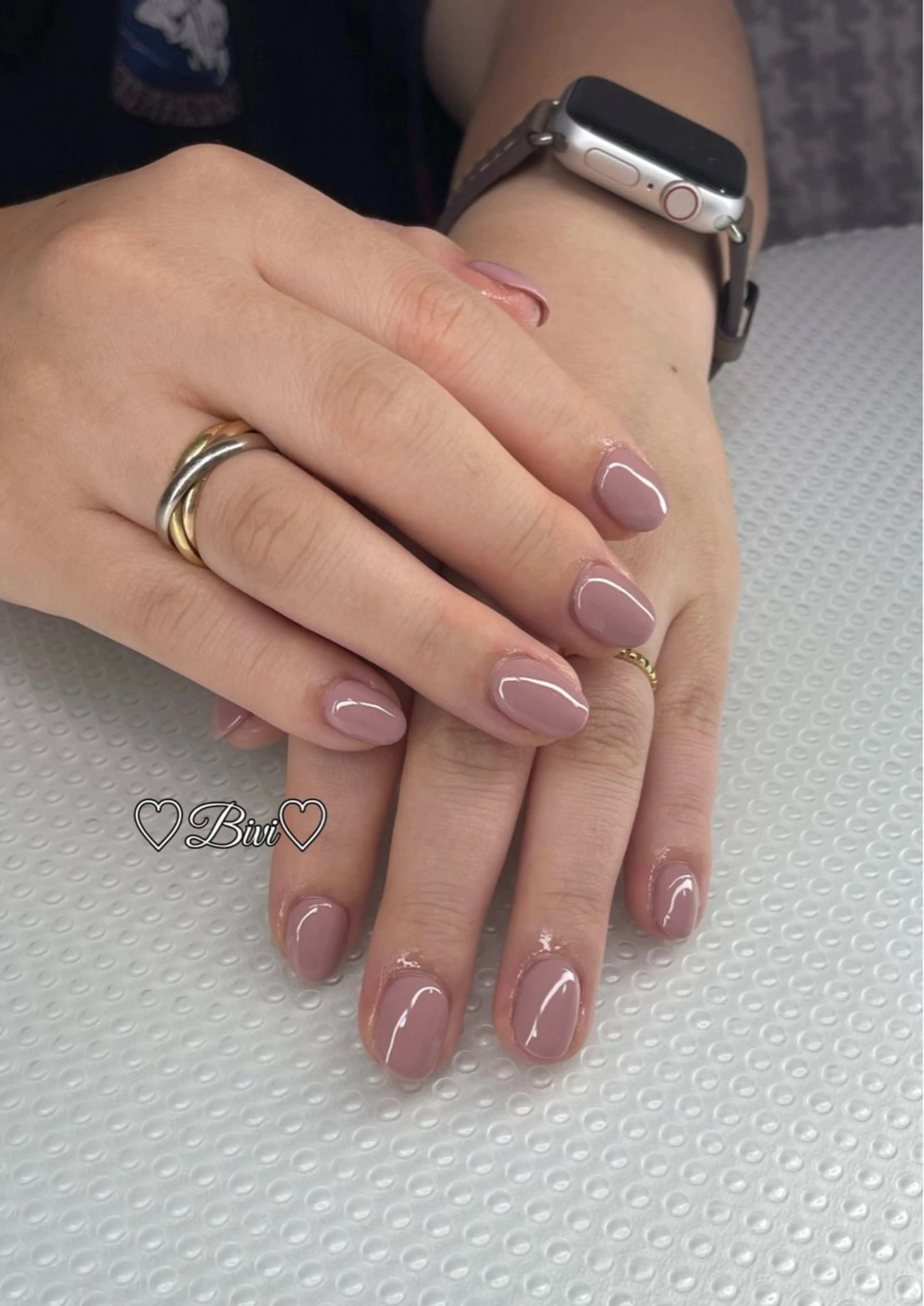 ネイル アートネイル フラッシュネイル ラメ(グリッター) シルバー スクエアネイル ハンドネイル ハンドケア ♡Bivi♡自爪に 優しいネイルサロンのネイルデザイン