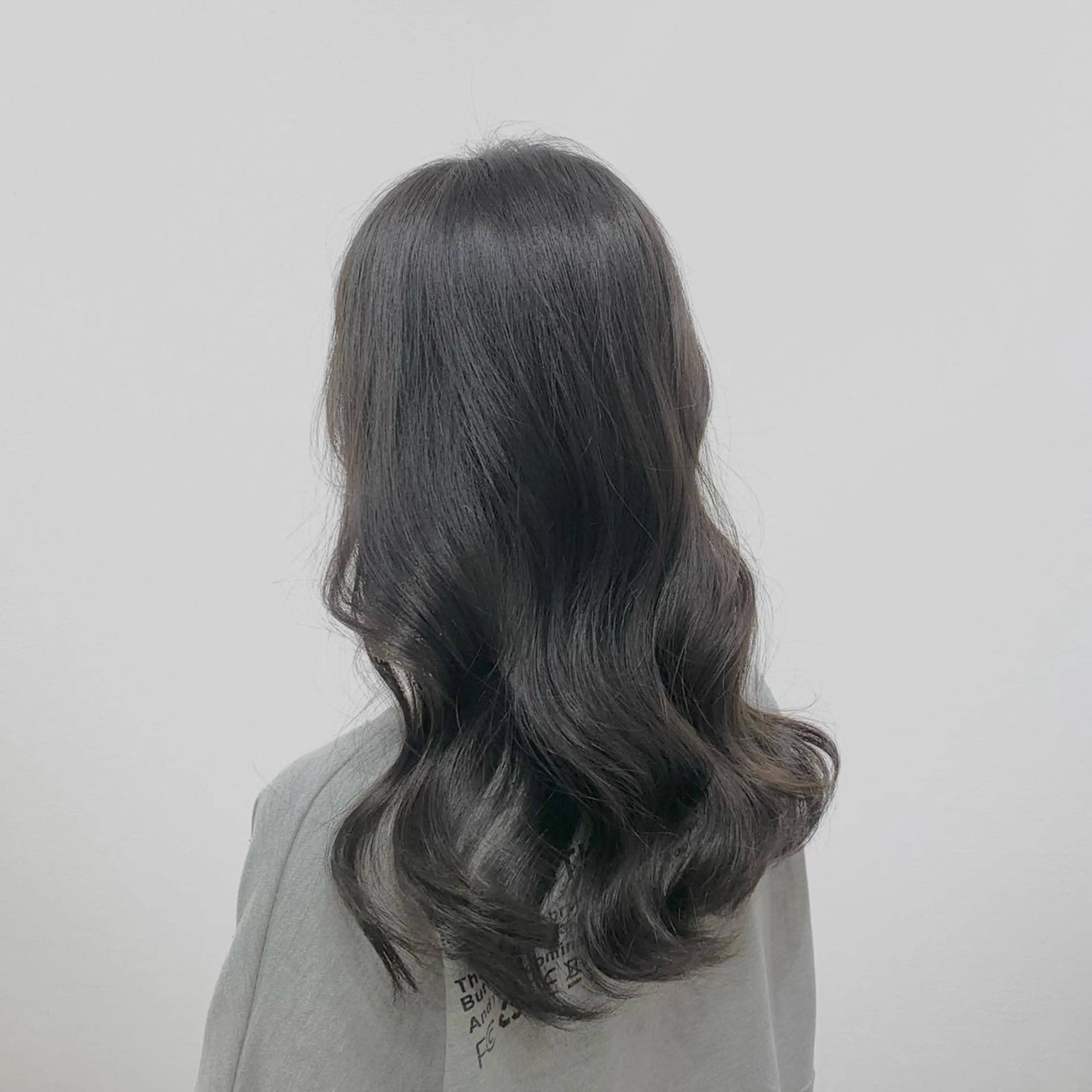 ロング カラー ヘアアレンジ キヨミ 韓国レイヤーカットのヘアスタイル
