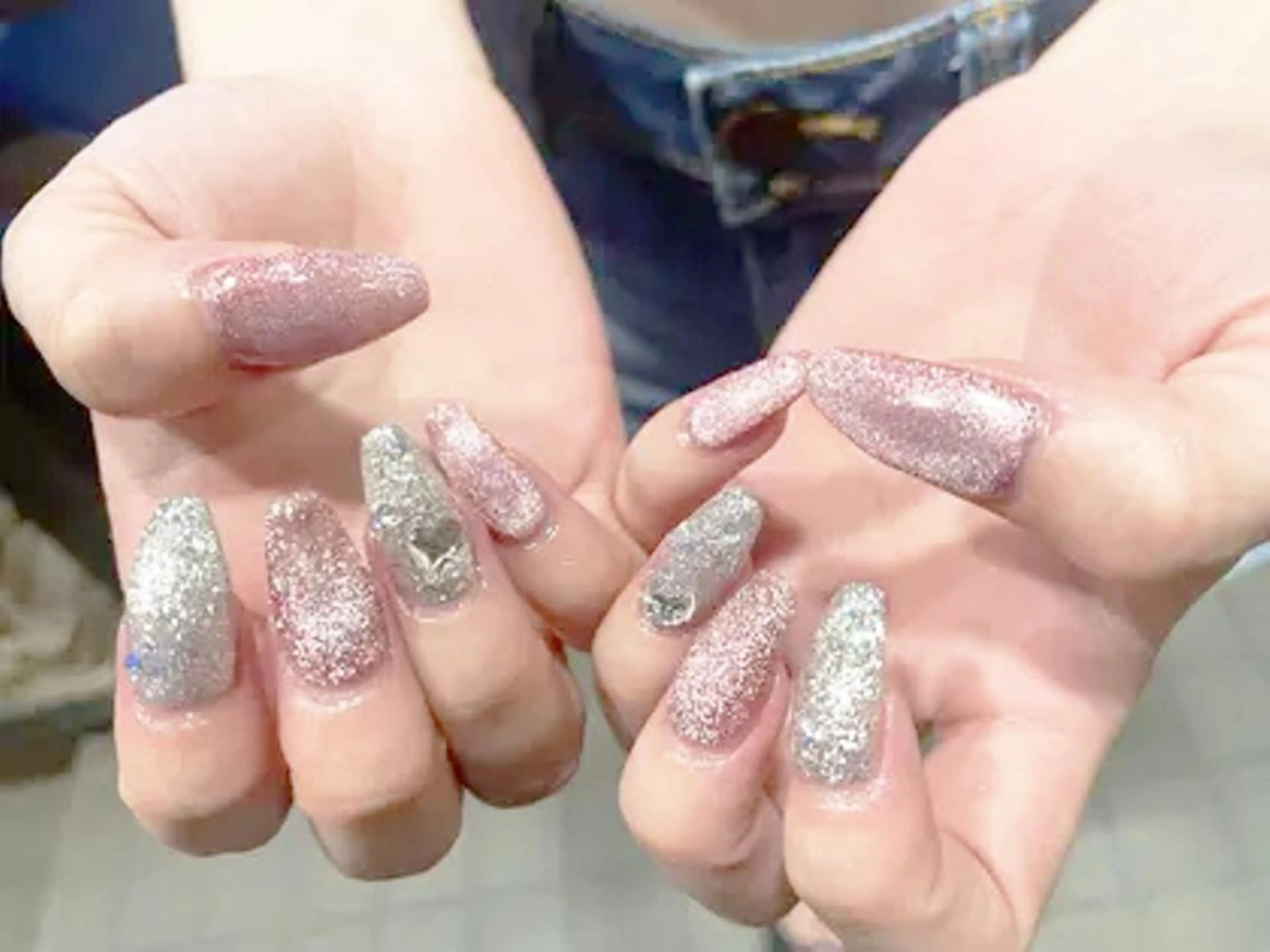 【新規限定クーポン・ハンドネイルケア込み】マグネットネイル10本　ジェルネイル　オフなし✨6,000円の写真