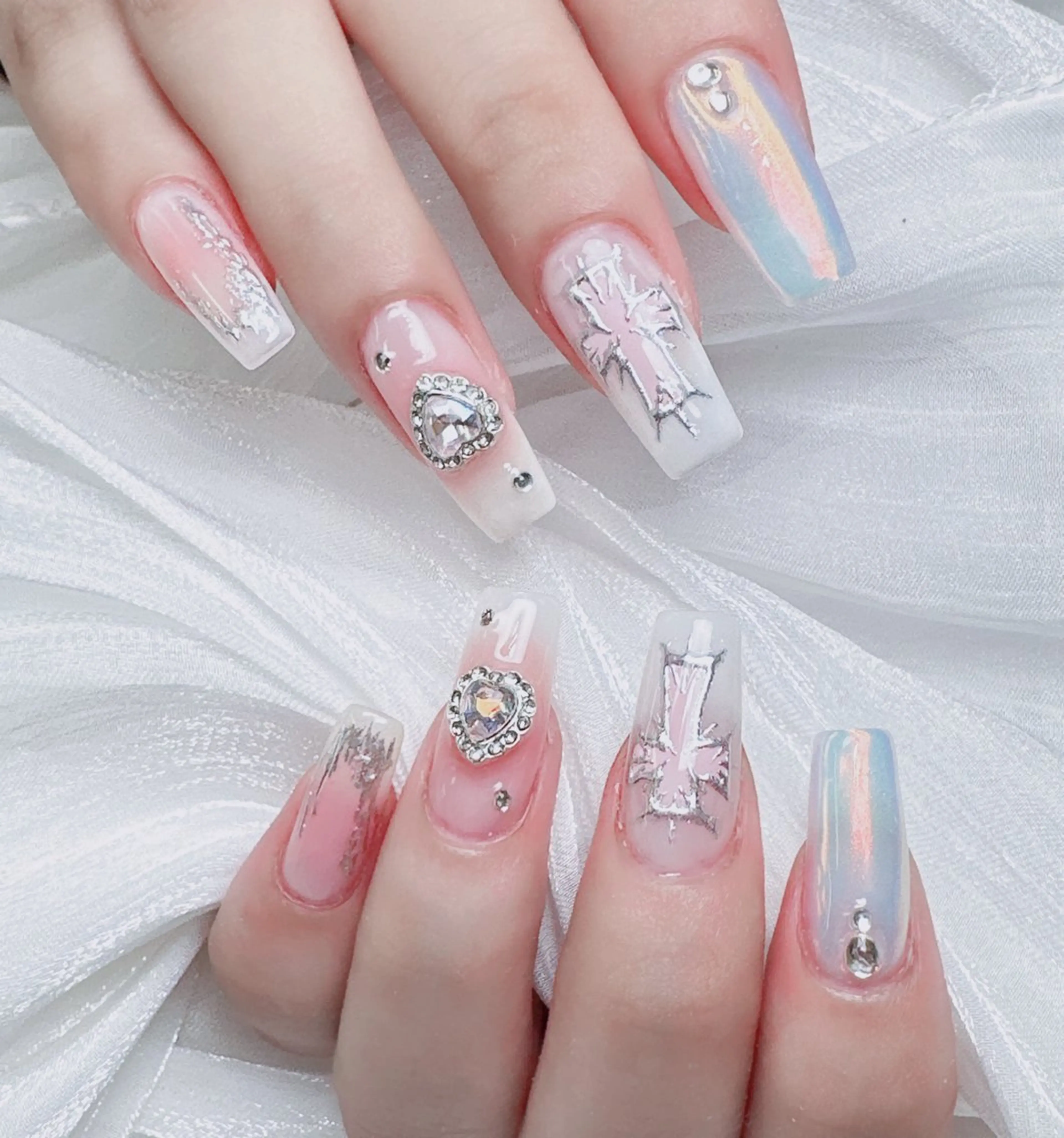 ネイル ハンドネイル M🌷nail 長さだし専門店のネイルデザイン