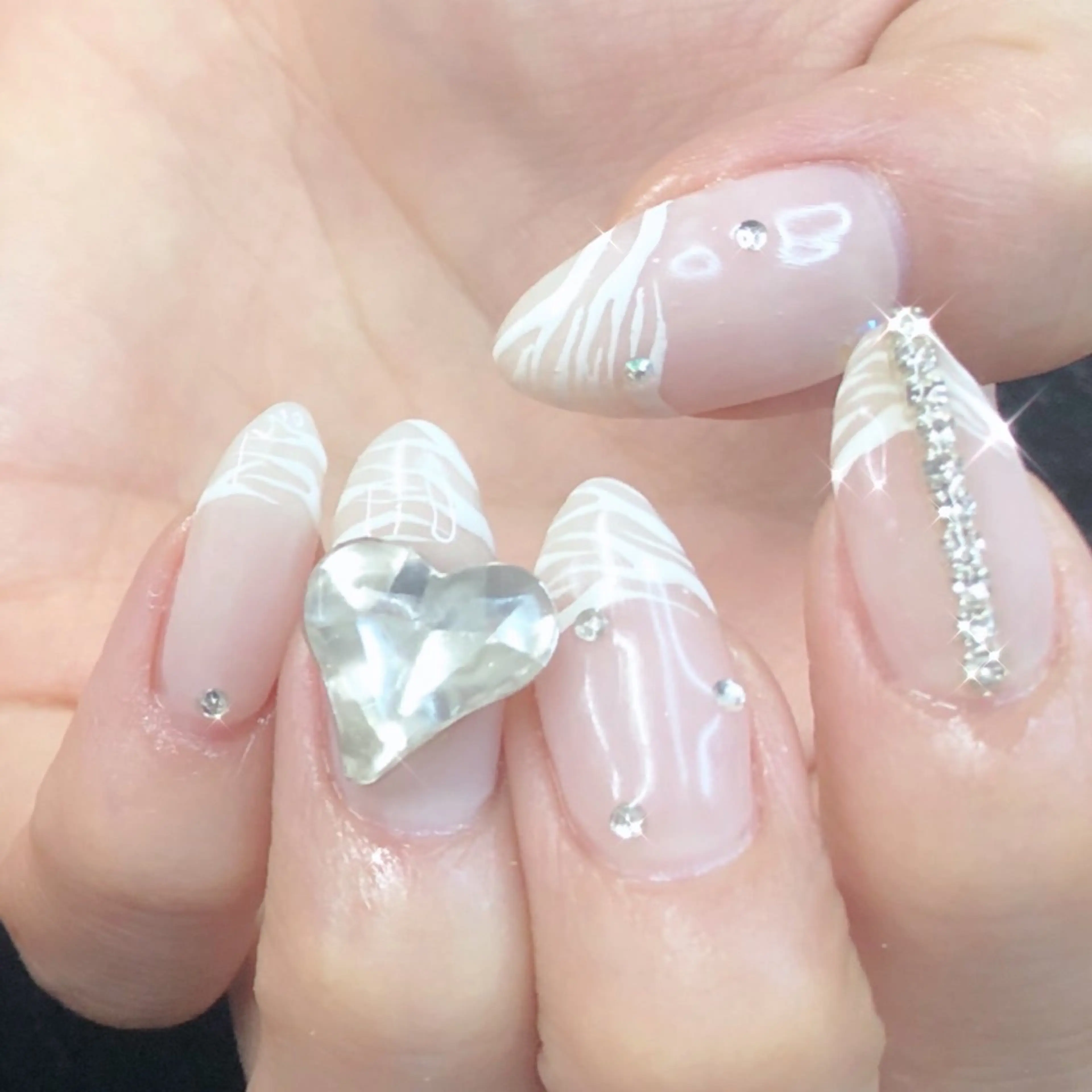 ネイル べっ甲ネイル 長さ出し フレンチネイル ジェルネイル 韓国ネイル ハンドネイル ハンドケア 大門浜松町 ネイルのネイルデザイン