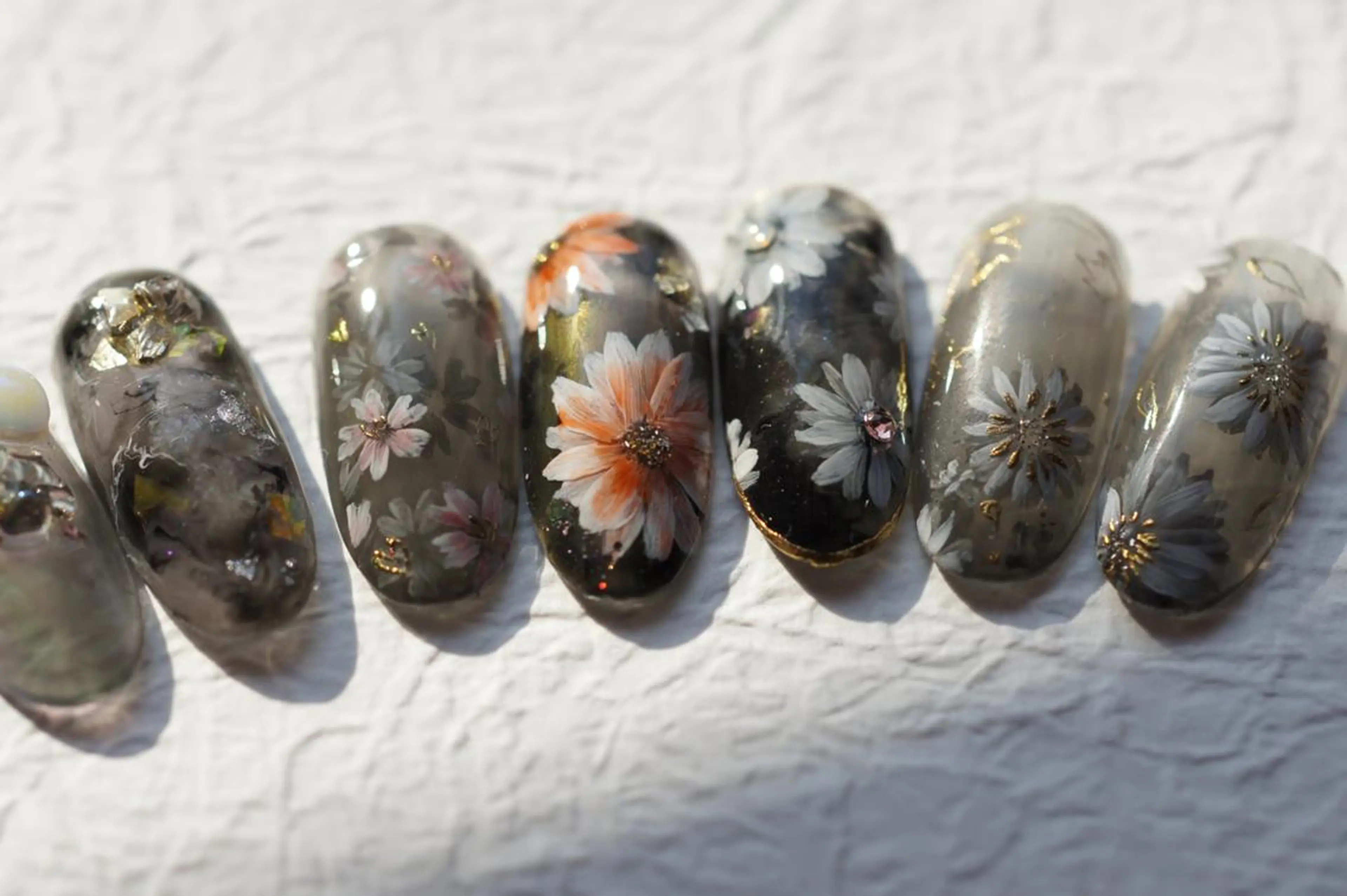 ネイル アートネイル フラワーネイル nails muu まゆのネイルデザイン