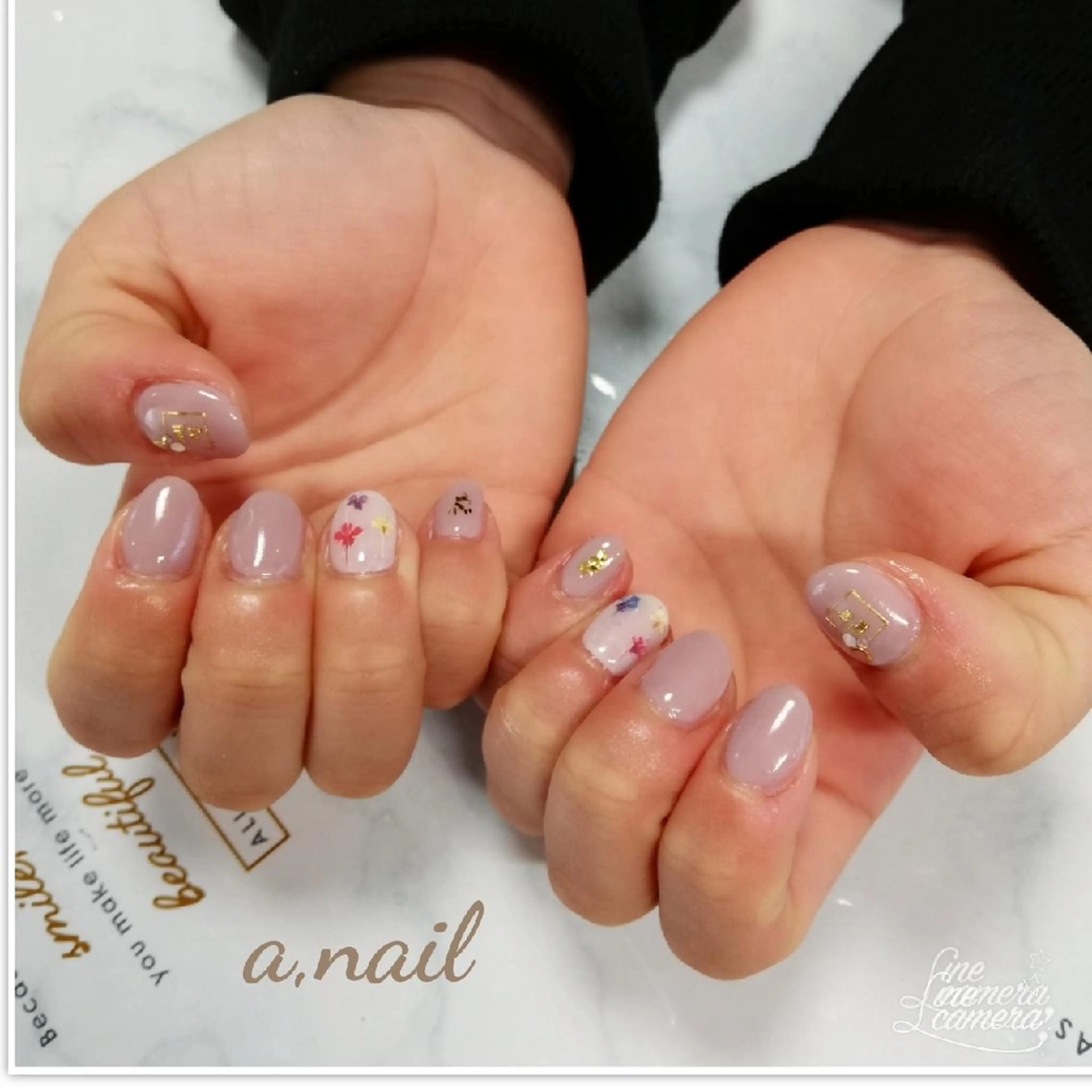 ネイル フットネイル ジェルネイル グラデーション ワンカラーネイル シンプルネイル ハンドネイル ネイルサロン エーネイルのネイルデザイン