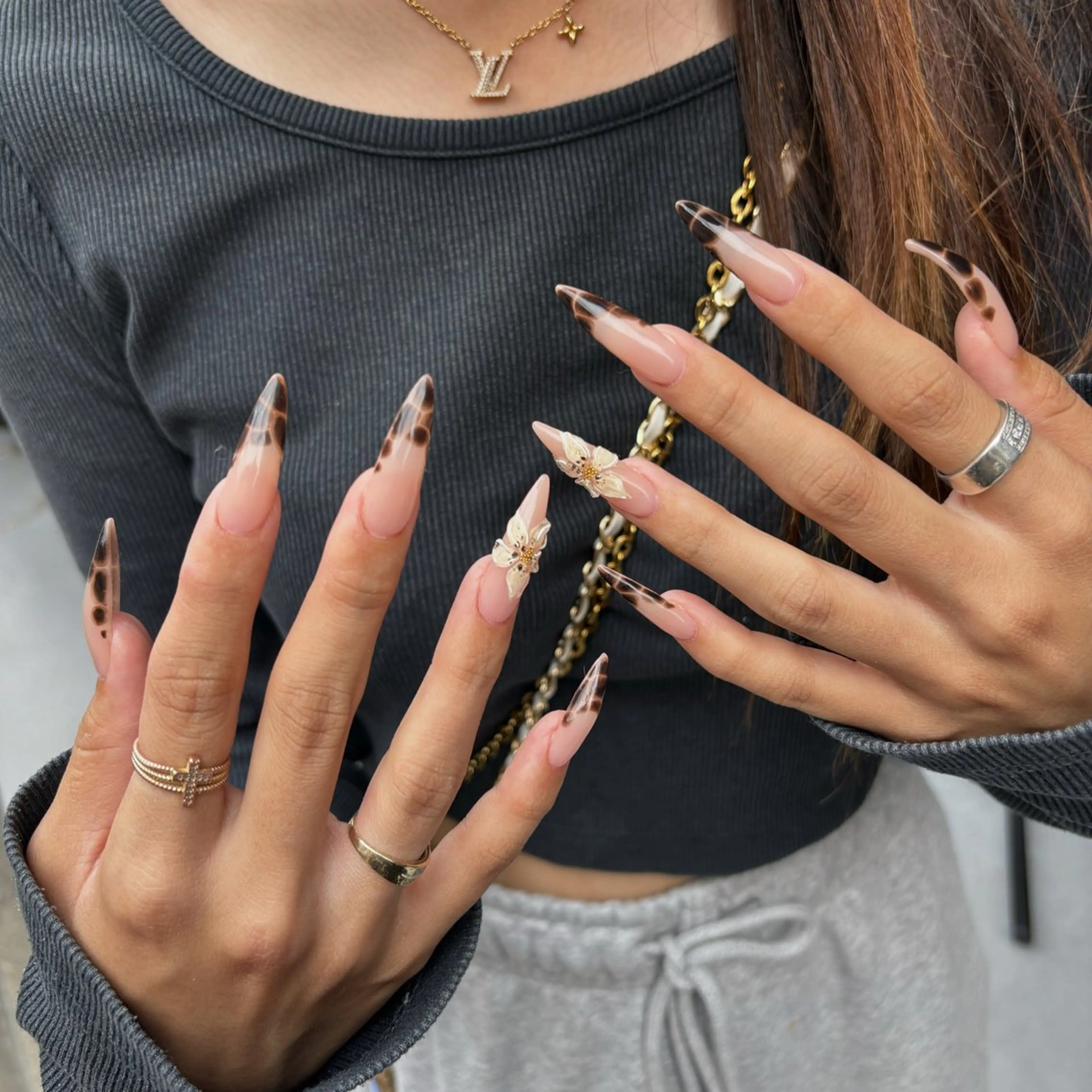 ネイル ハンドネイル IROHA Nail 矢掛萌子のネイルデザイン